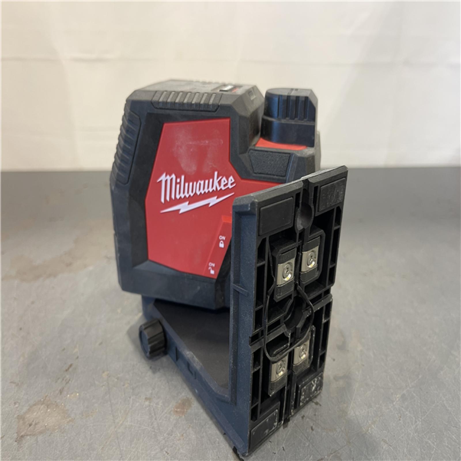 AS-IS - MILWAUKEE 100 Ft. REDLITHIUM Lithium-Ion USB Green Rechargeable Cross Line Laser Level
