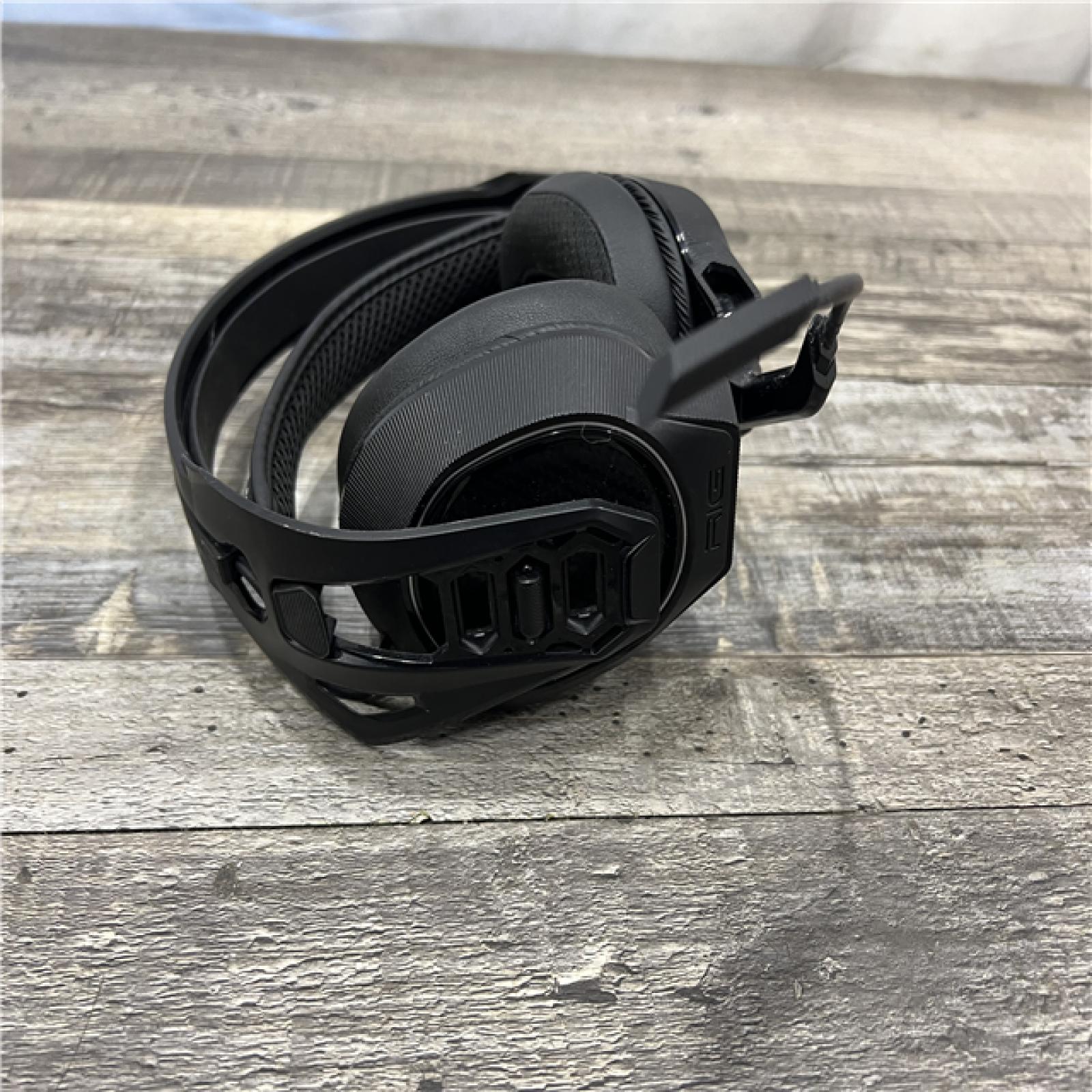 AS-IS RIG - 800 Pro HS Wireless Headset and Base Station for PS4|PS5 - Black