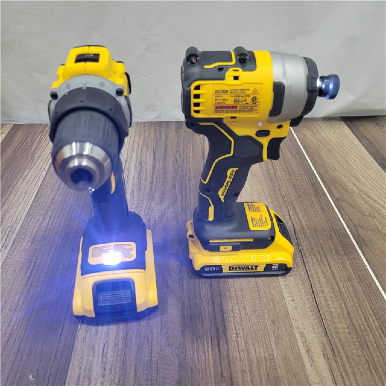 AS-IS DEWALT ATOMIC 20-Volt MAX Lithium-Ion Cordless Combo Kit (2-Tool) with (2) 2.0Ah Batteries, Charger and Bag