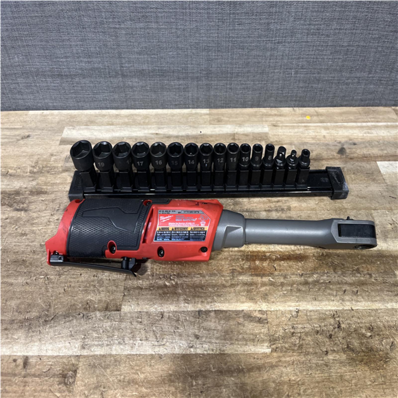 Houston Location AS-IS Milwaukee FUEL Extended reach ratchet