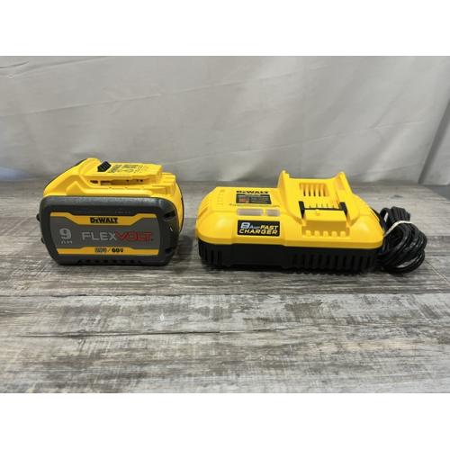 AS-IS DEWALT 20V/60V MAX FLEXVOLT Lithium-Ion 9.0Ah Battery and Charger Starter Kit