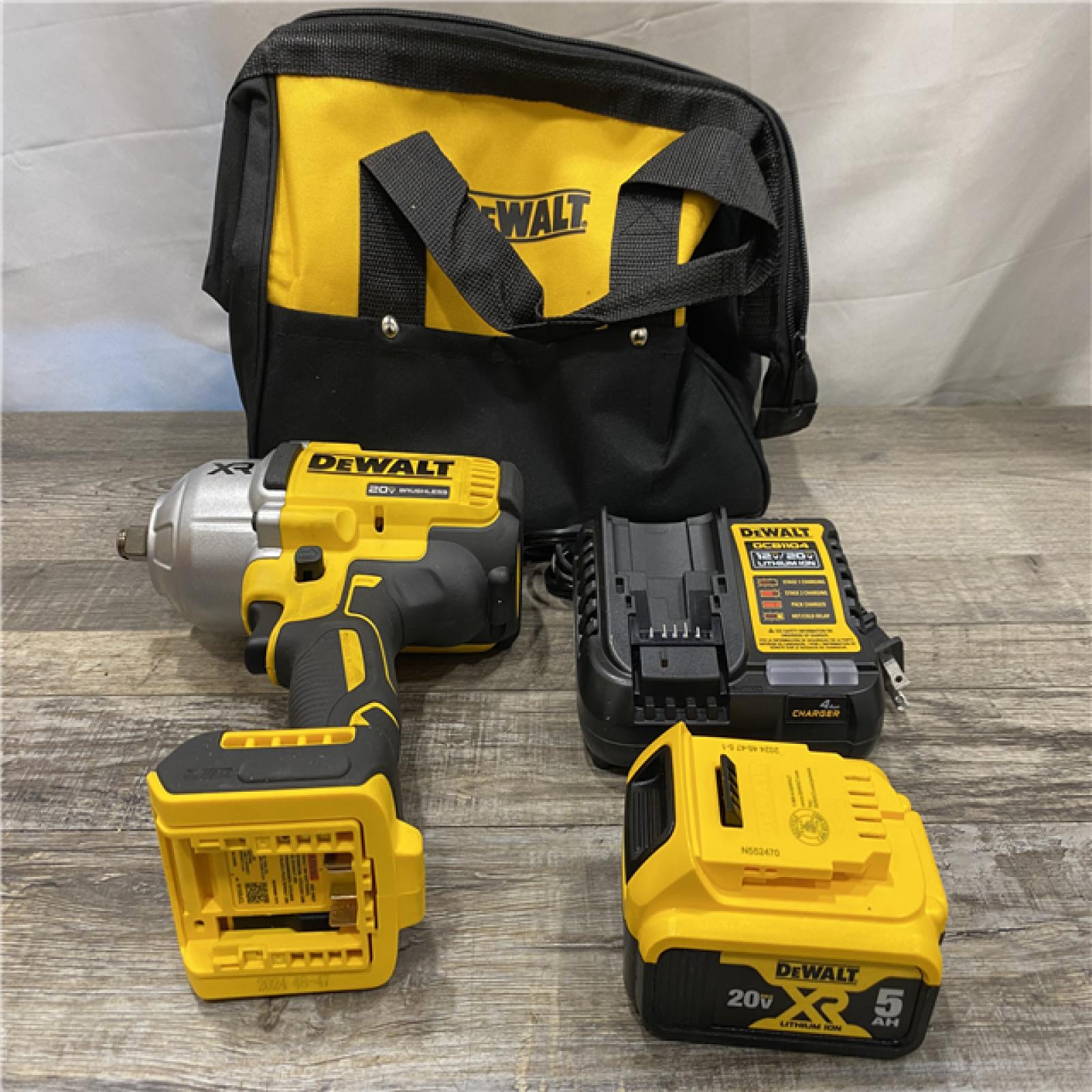 AS-IS DEWALT 20V MAX Lithium-Ion Cordless 1/2 in. Impact Wrench Kit