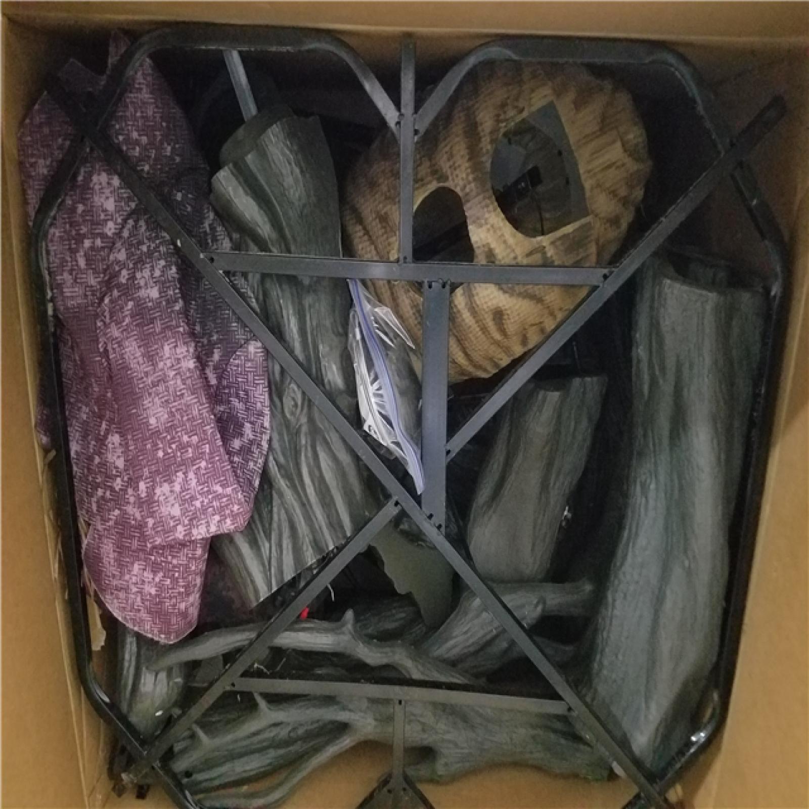 California AS-IS Holiday Pallet