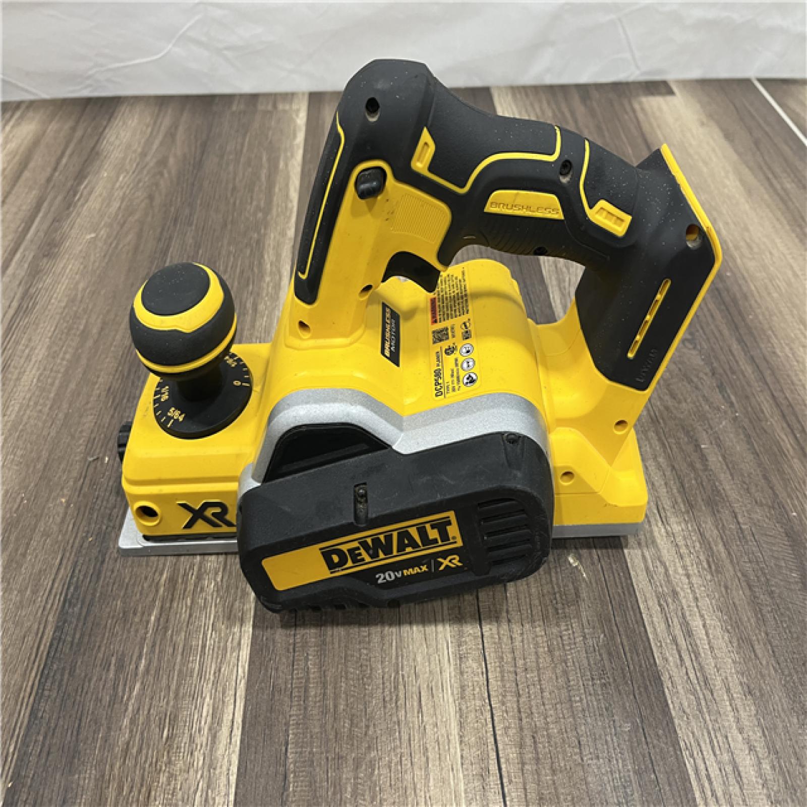 GOOD DEWALT DCP580B 20V MAX Lithium Ion Brushless Planer