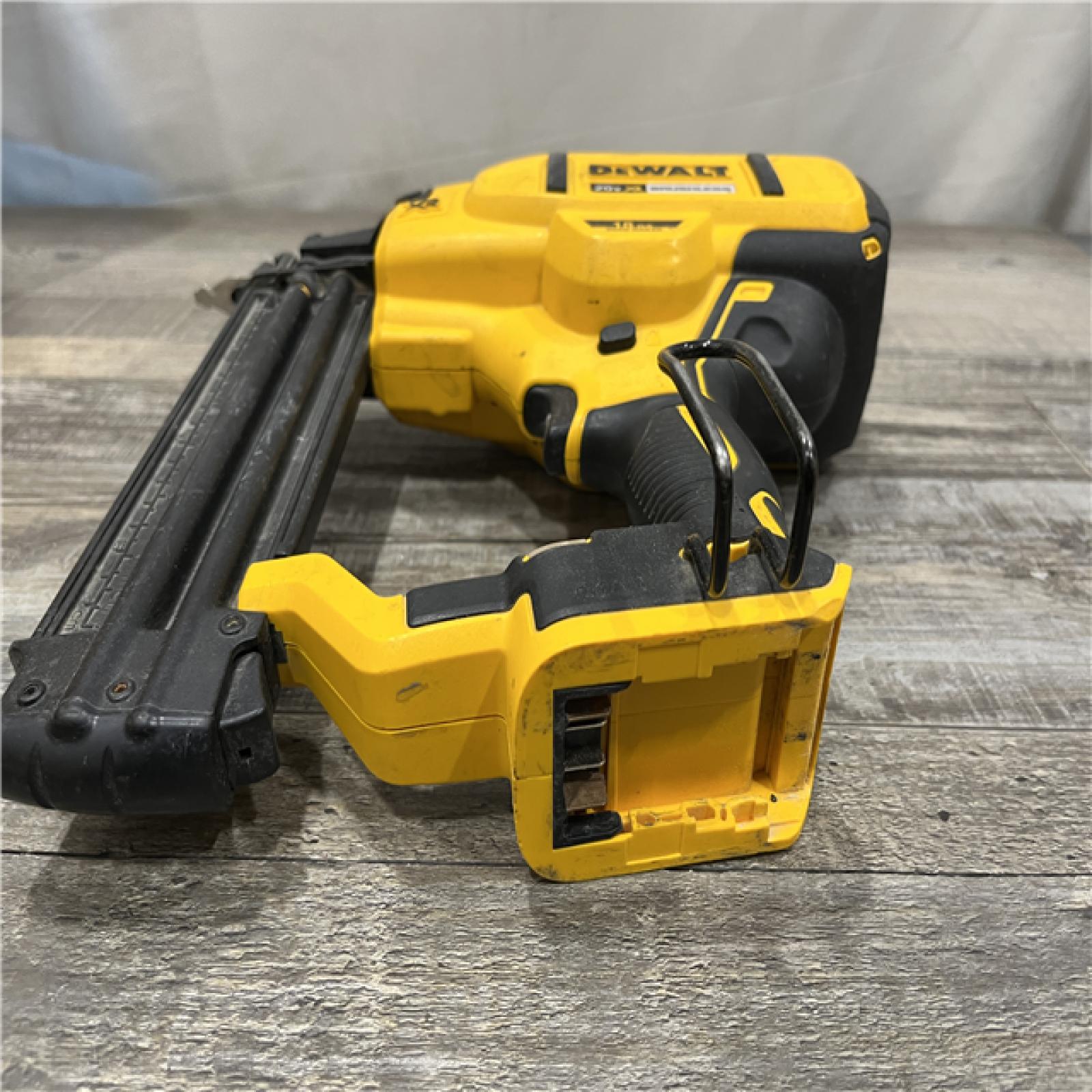 AS-IS DEWALT 20V MAX XR Lithium-Ion Electric Cordless 18-Gauge Brad Nailer (Tool Only)