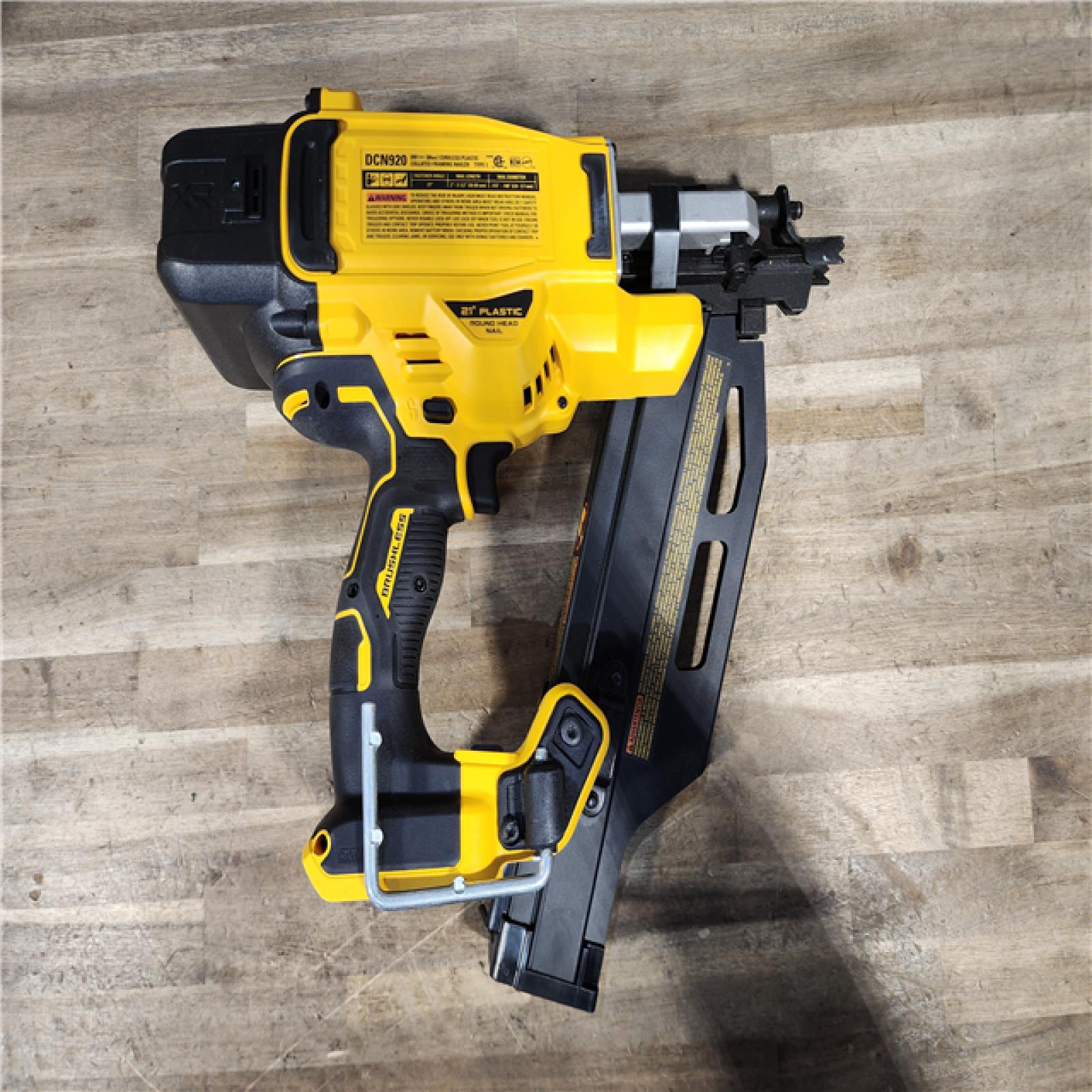 HOUSTON LOCATION - AS-IS DEWALT 20-Volt 21° Cordless Framing Nailer (Tool-Only)