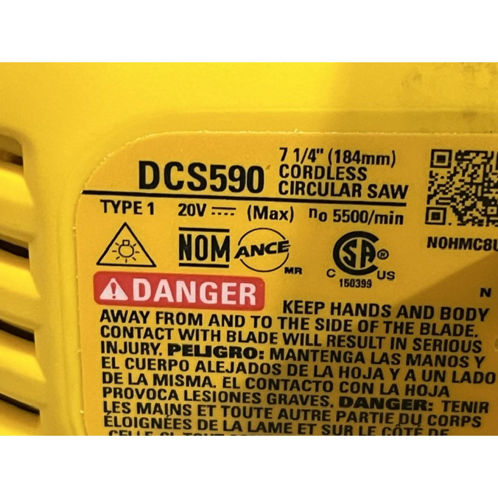 AS-IS DEWALT 20-Volt MAX 7-1/4 in. Cordless Circular Saw (Tool Only)