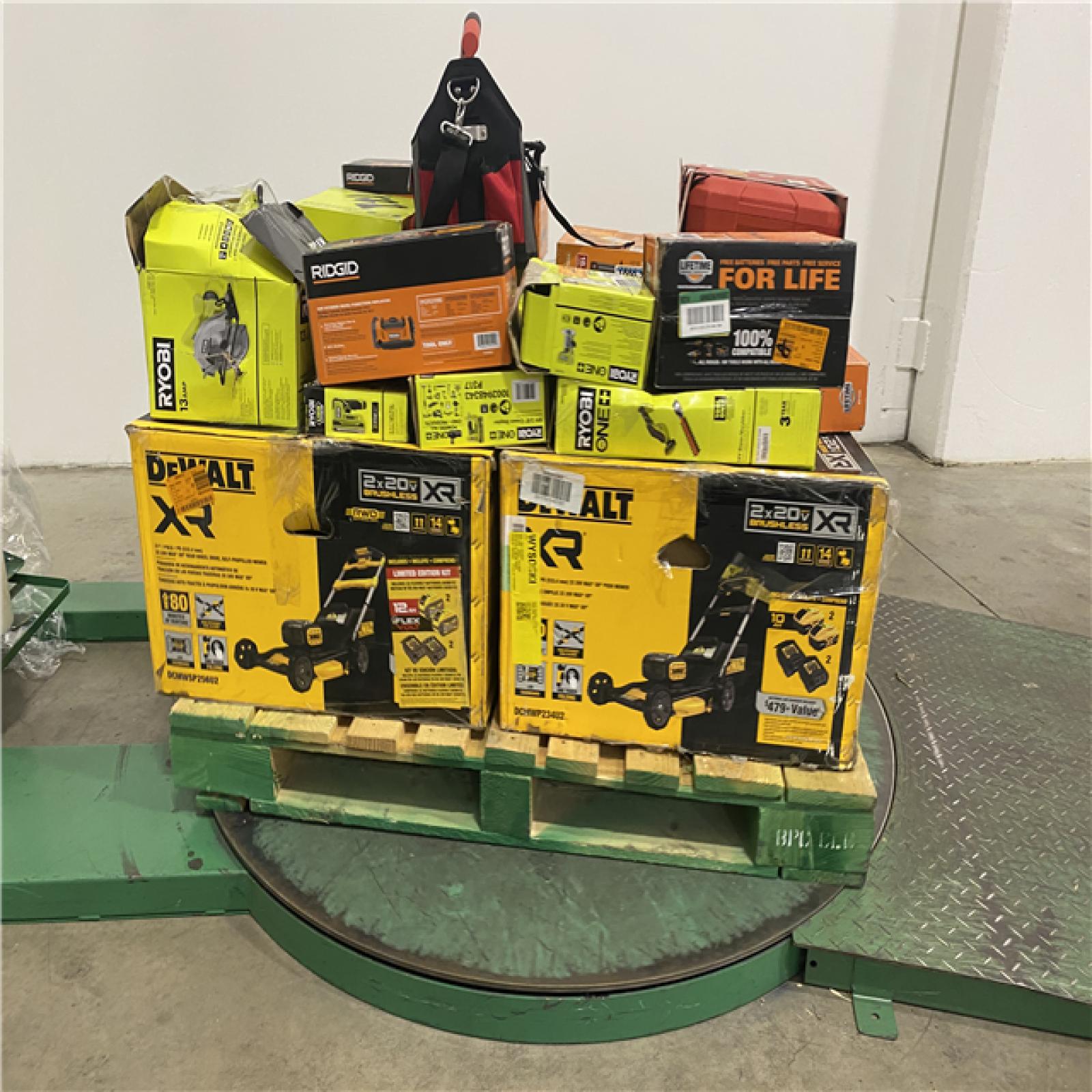 Dallas Location - As-Is Tool Pallet