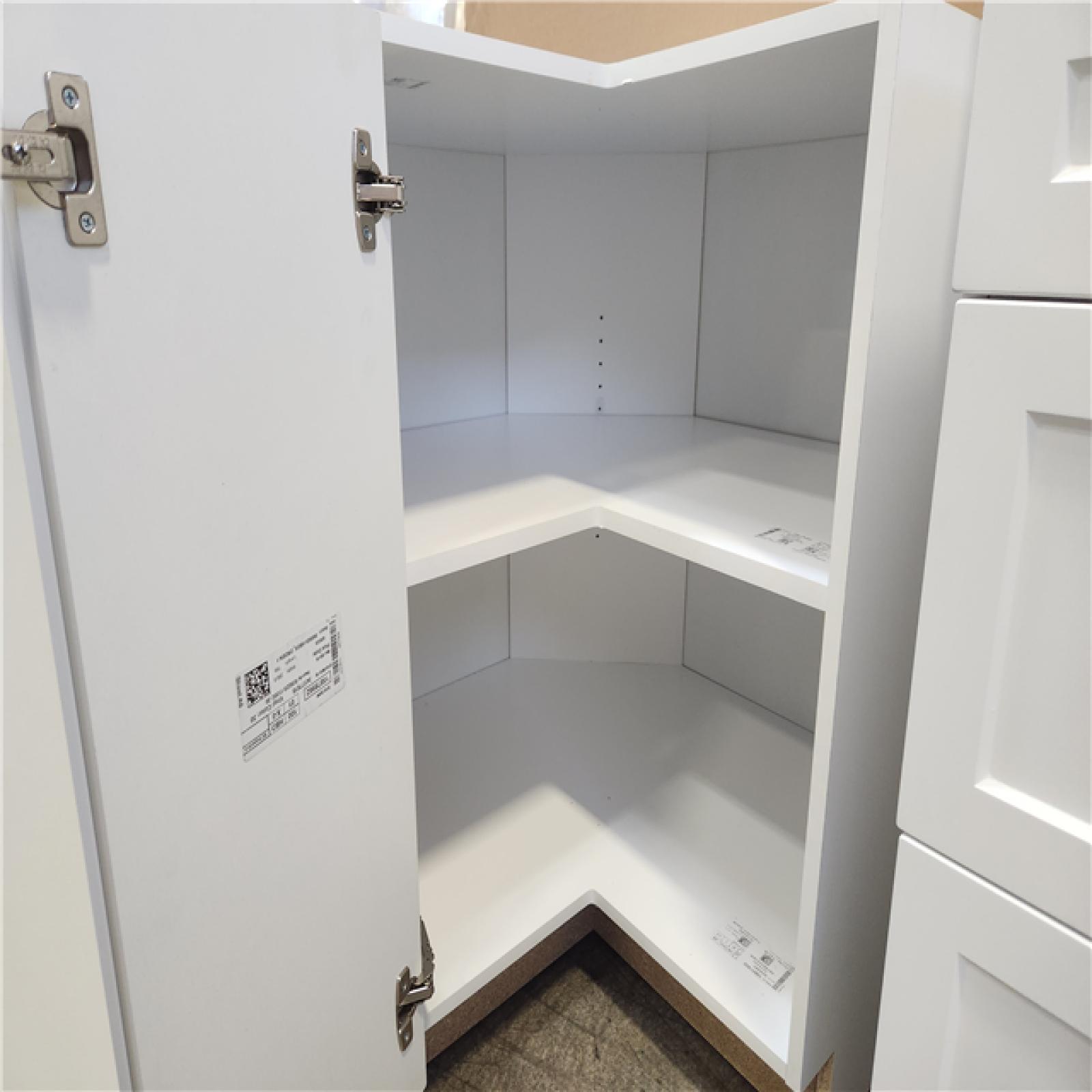 Phoenix AS-IS Hampton Bay Designer Series Melvern Assembled Shaker EZ Kitchen Cabinets in White Pallet (8-Cabinets)