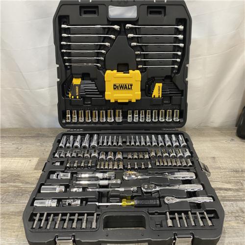 AS-IS DEWALT 167 Piece Mechanic's Tool Kit