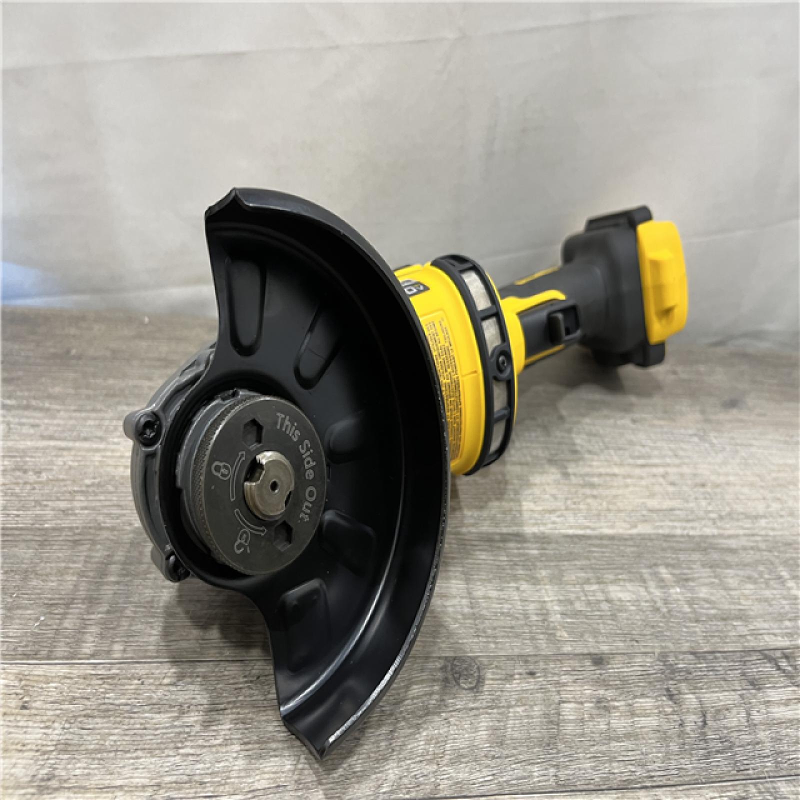 AS-IS DEWALT FLEXVOLT 60V MAX Cordless Brushless 4.5 in. - 6 in. Small Angle Grinder Kit