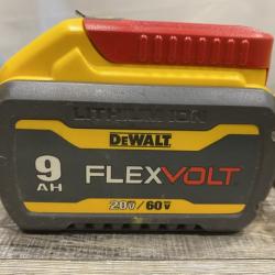 AS-IS DEWALT 20V/60V MAX FLEXVOLT Lithium-Ion 9.0Ah Battery and Charger Starter Kit