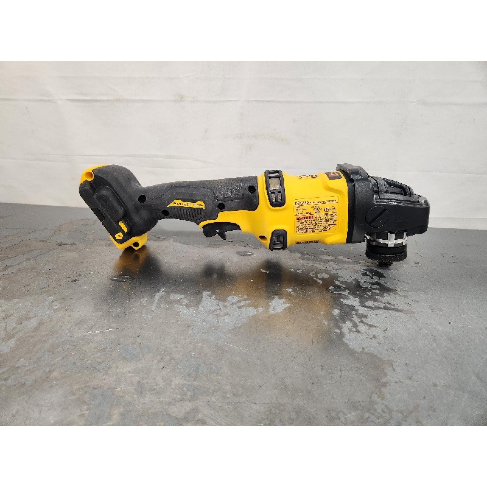 AS-IS- DeWalt 60V MAX Brushless Cordless 7 In. Angle Grinder (Tool Only)