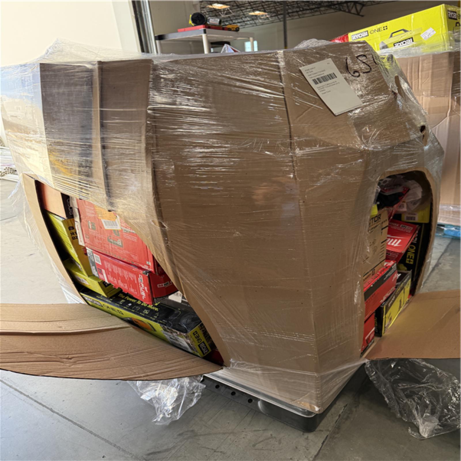 California AS-IS POWER TOOLS Partial Lot (3 Pallets) P-R065448