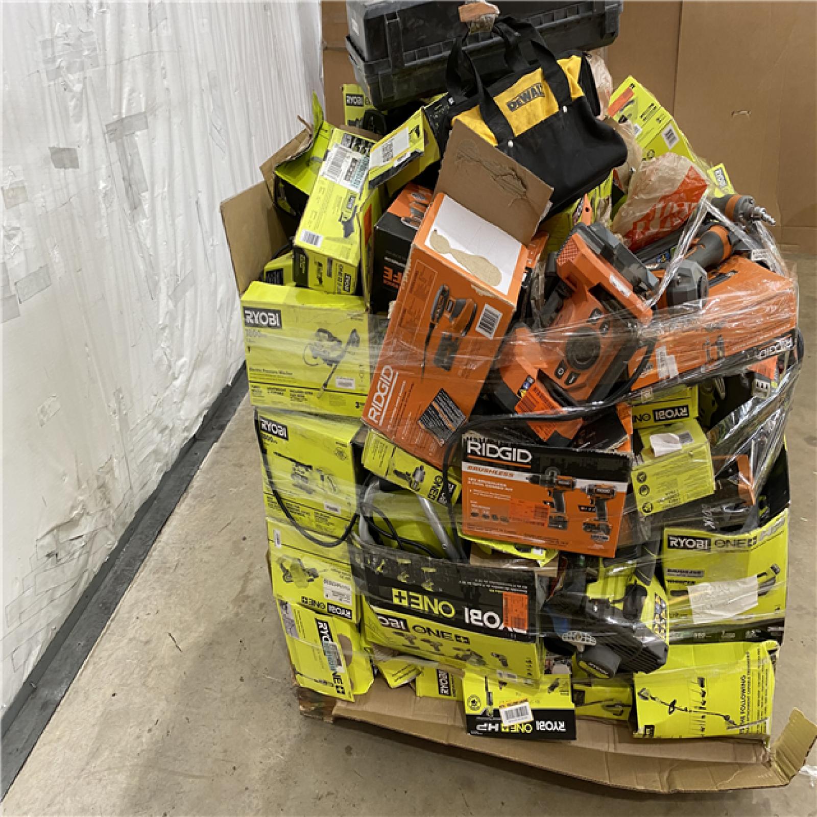 Houston Location AS IS - Tool Pallet