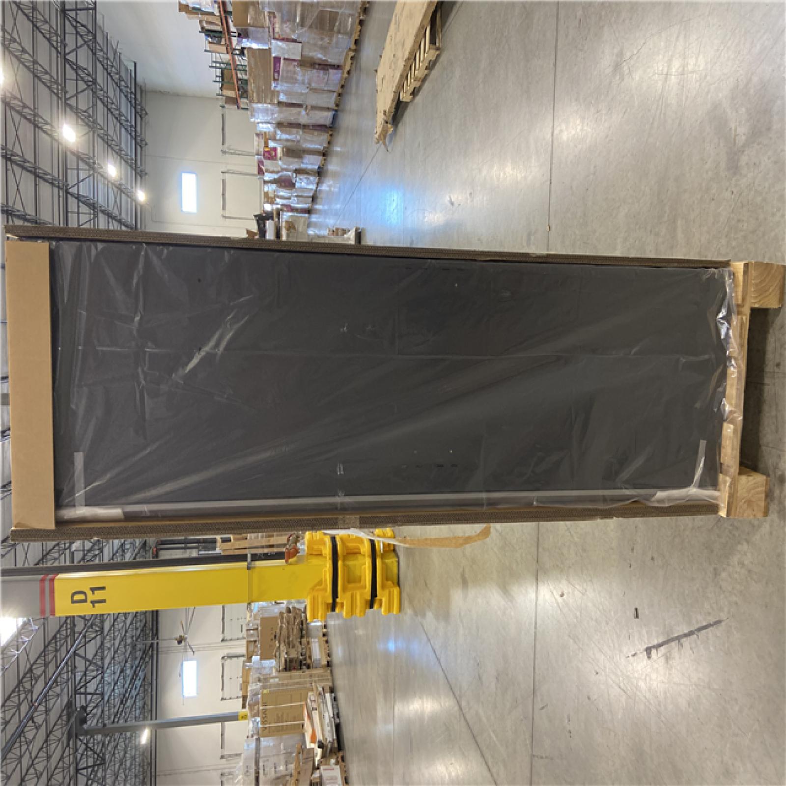 DALLAS LOCATION - Gladiator Flex 78 in W x 75 in H x 19 in D Pre-Assembled 24 Gauge Welded Steel 4-Piece Garage Storage System in Silver Tread