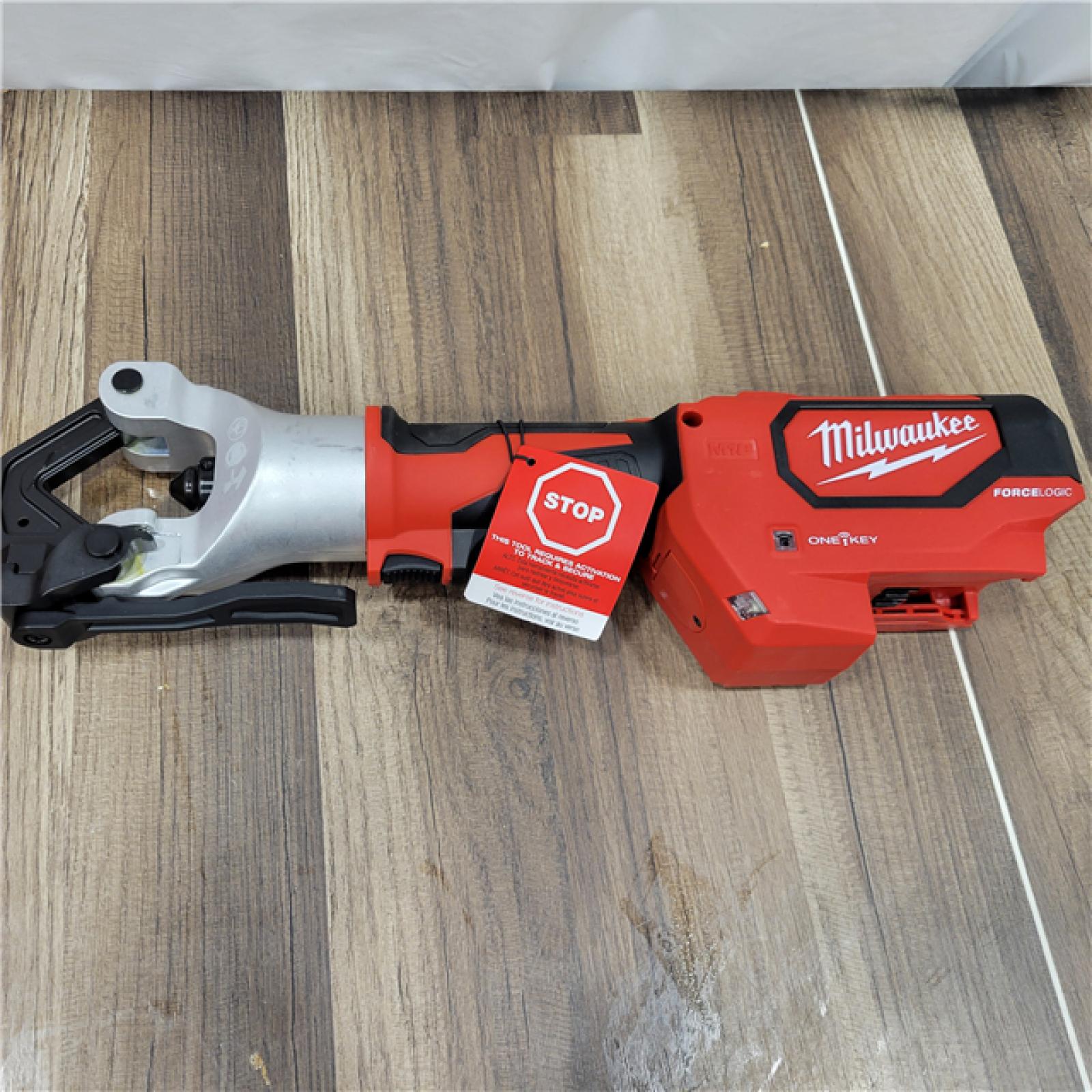 AS-IS Milwaukee-2877-22 M18 Force Logic 750 MCM Dieless Crimper