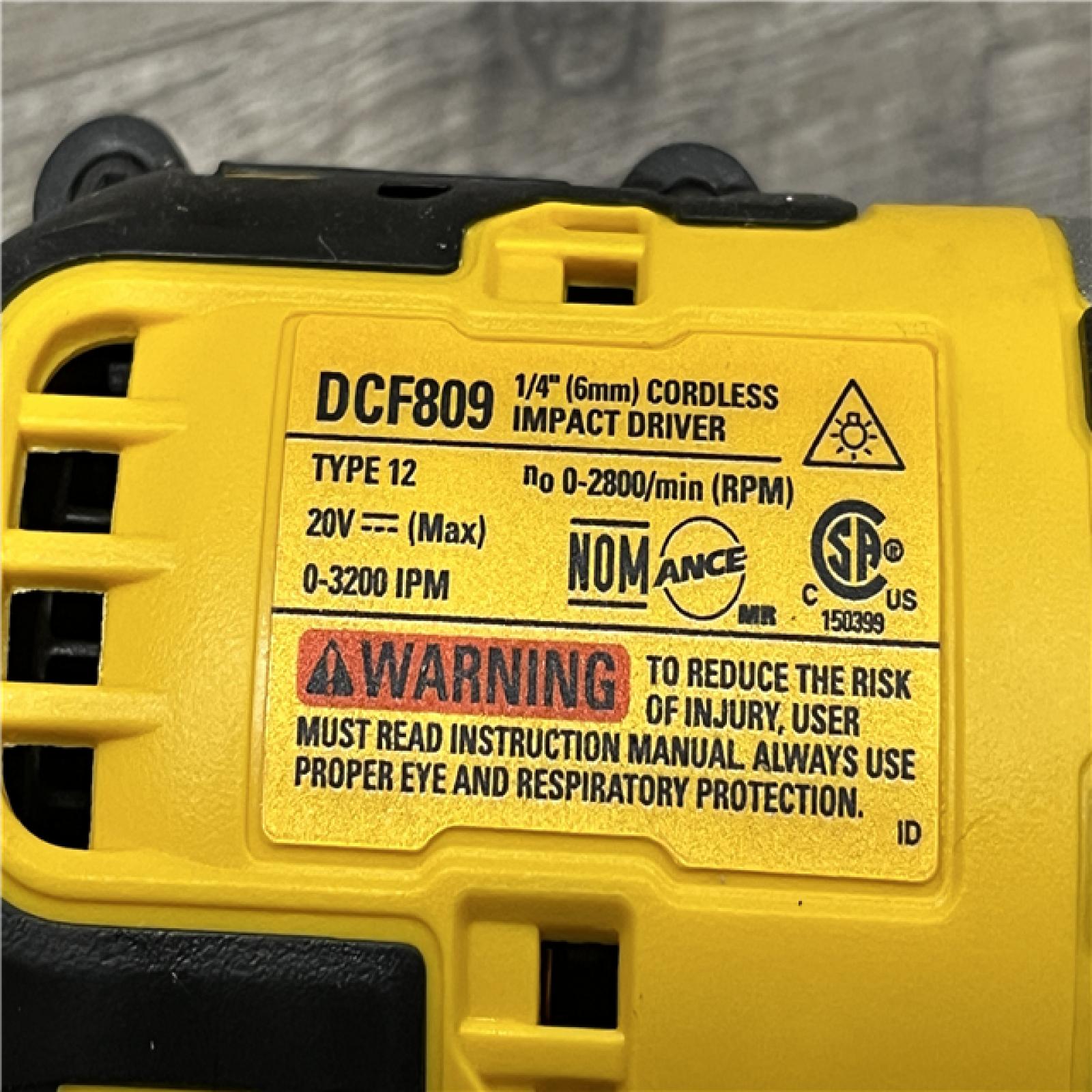 AS-IS DEWALT Atomic 20V Max Lithium-Ion Brushless Cordless Compact 1/4 in. Impact Driver Kit