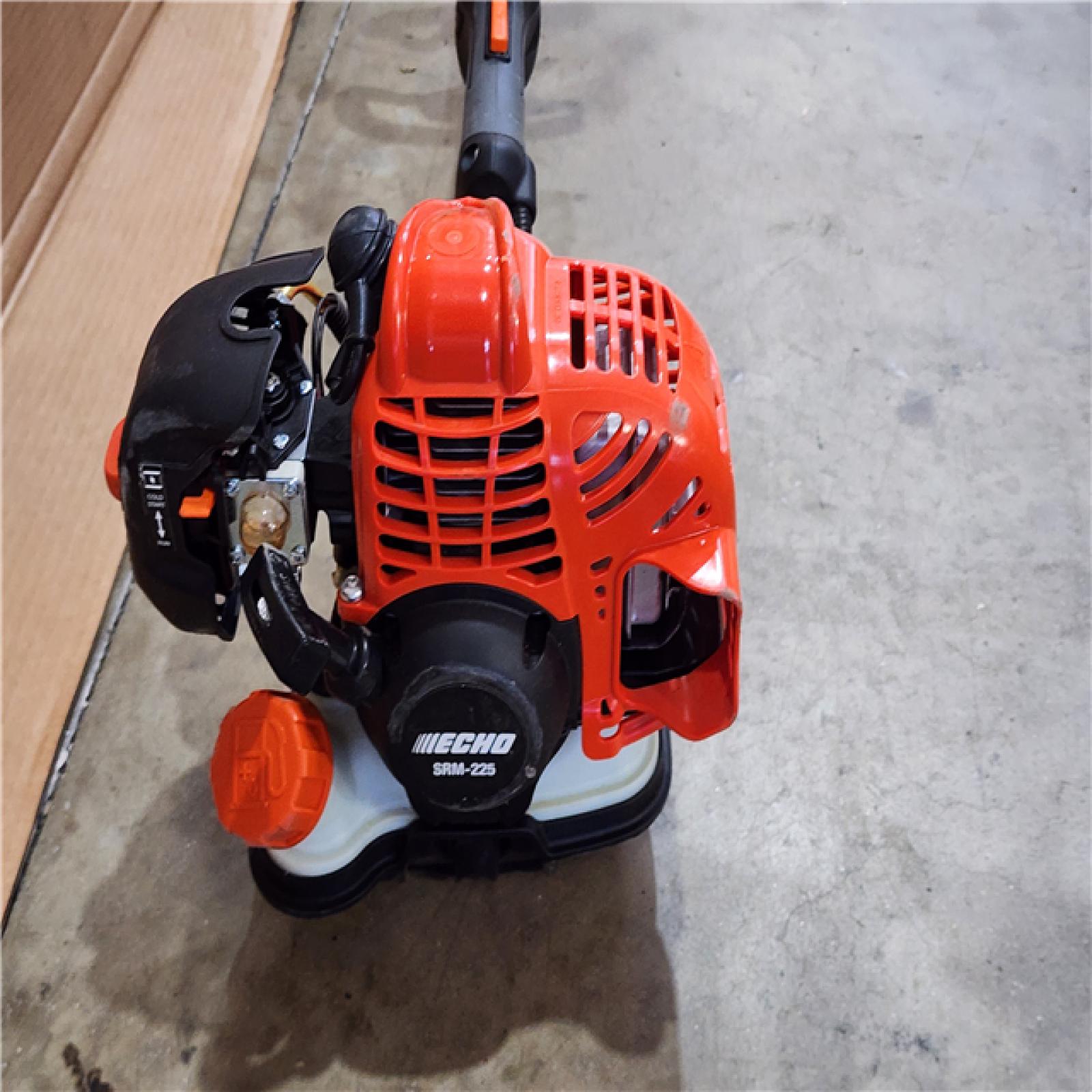 HOUSTON LOCATION - AS-IS ECHO 21.2 Cc Gas 2-Stroke Straight Shaft String Trimmer