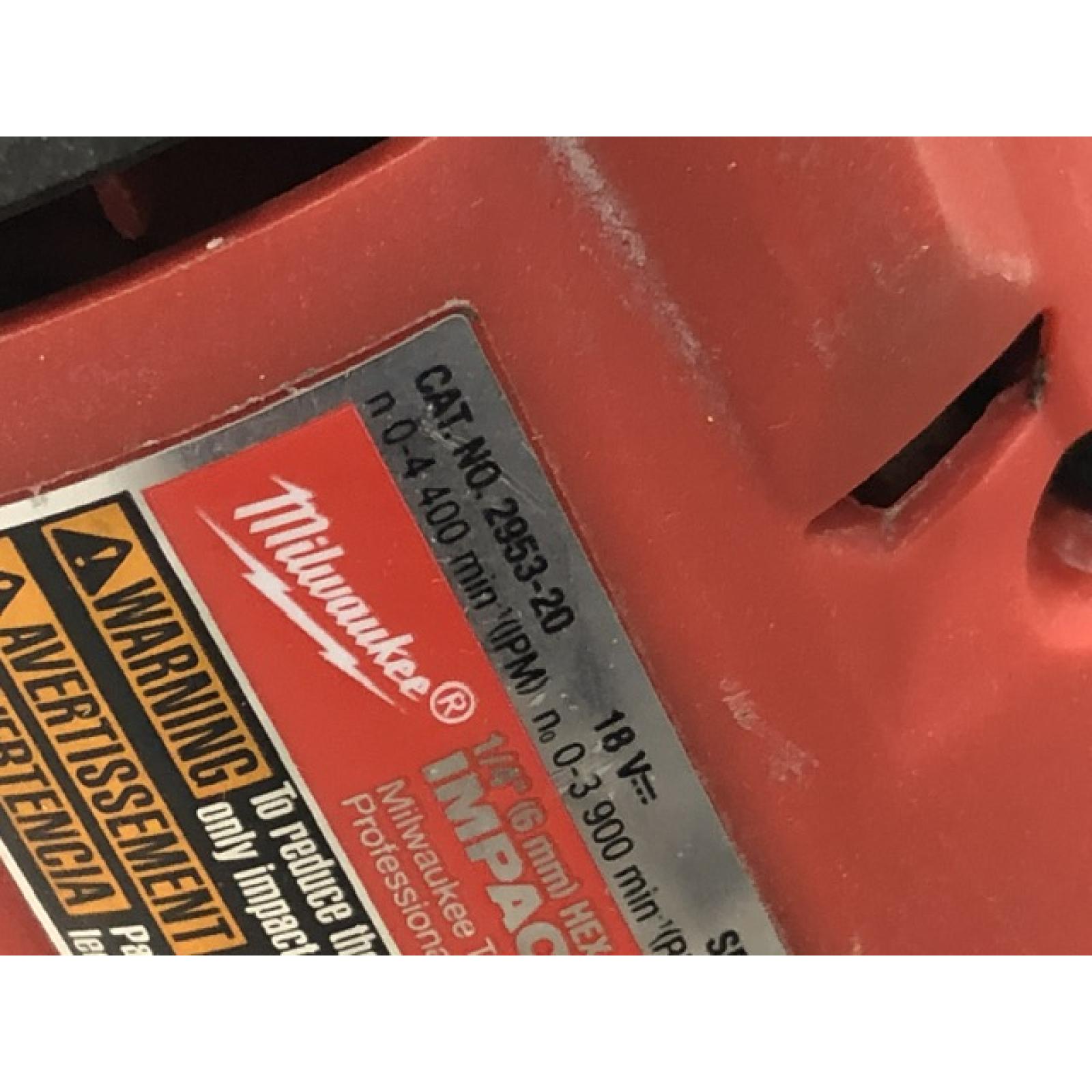AS-IS Milwaukee 2953-20 18V Lithium-Ion Cordless 1/4 Hex Impact Driver (Tool-Only)
