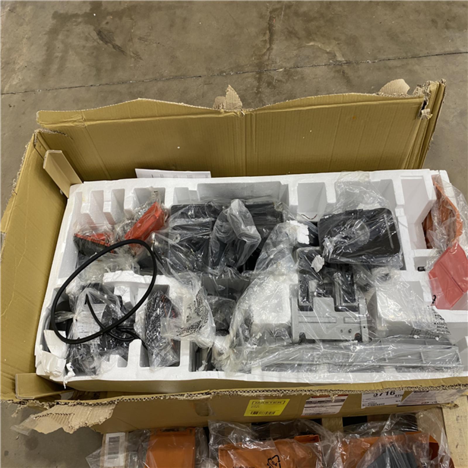 Houston Location - AS-IS Tool Pallet RIDGID 6-1/8 IN JOINTER/PLANER