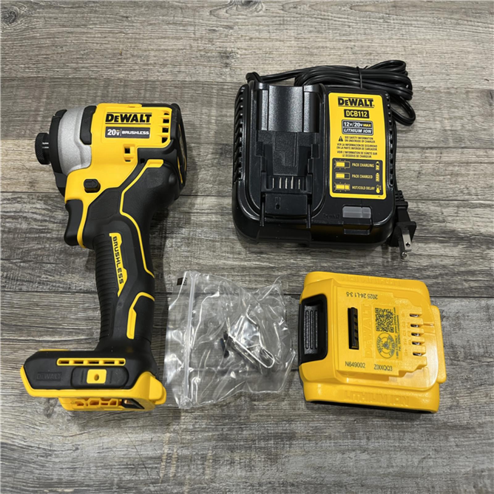 AS-IS DEWALT Atomic 20V Max Lithium-Ion Brushless Cordless Compact 1/4 in. Impact Driver Kit