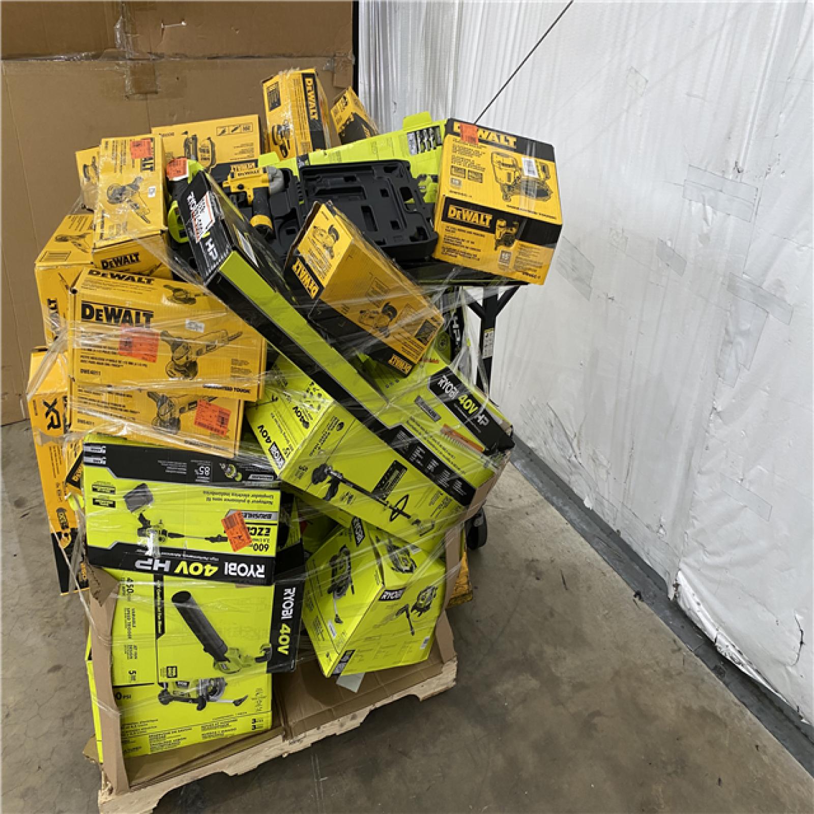 Houston Location AS IS - Tool Pallet