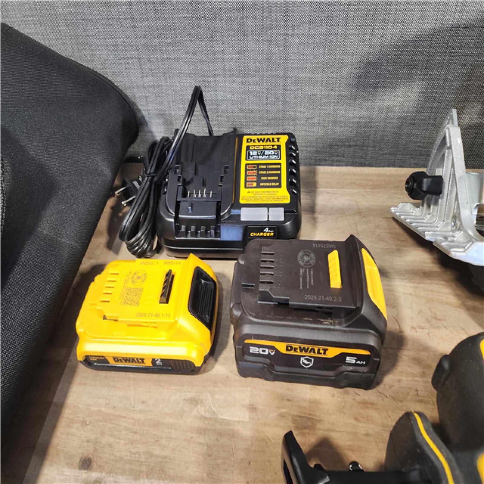 HOUSTON LOCATION - AS-IS (APPEARS LIKE NEW) DEWALT 20-Volt MAX Lithium-Ion Cordless 7 Tool Combo Kit with 2.0 Ah Battery, 5.0 Ah Battery and Charger