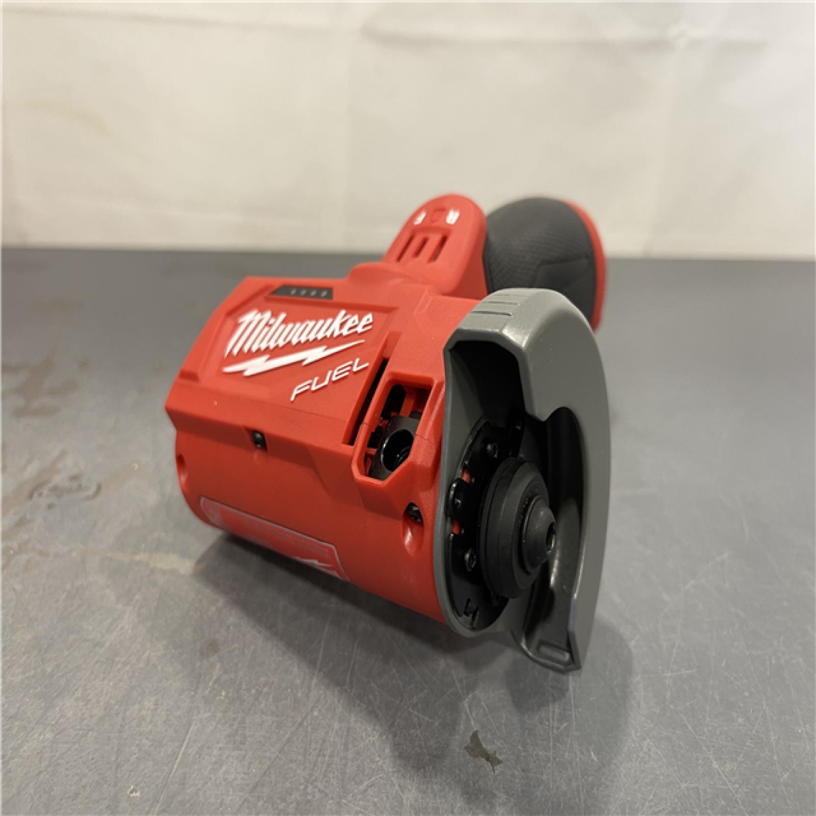 AS-IS - Milwaukee M12 FUEL 12V Lithium-Ion Brushless Cordless 3 in. Cut Off Saw