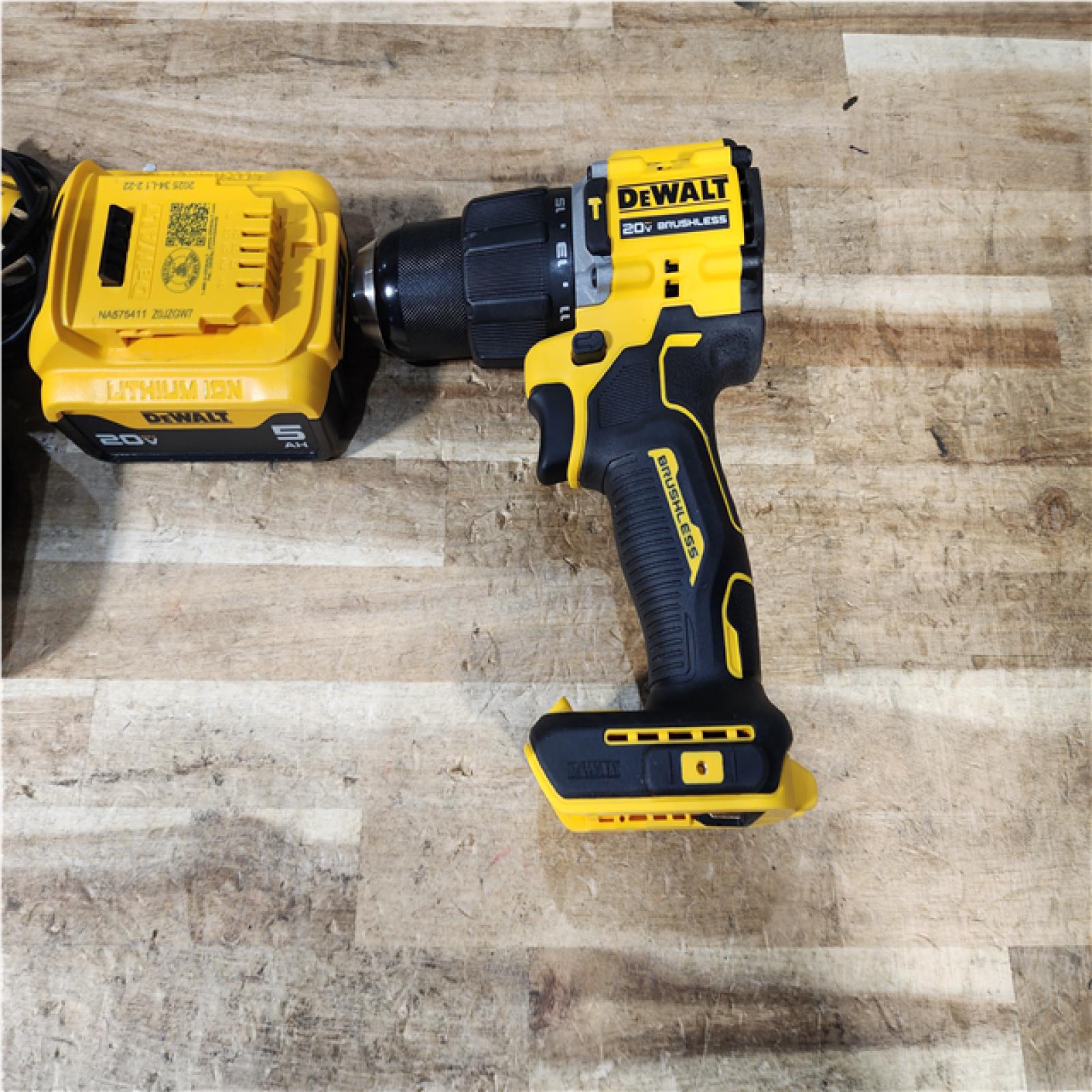 HOUSTON LOCATION - AS - IS DEWALT ATOMIC 20V Lithium-Ion Cordless 1/2 in. Hammer Drill Kit
