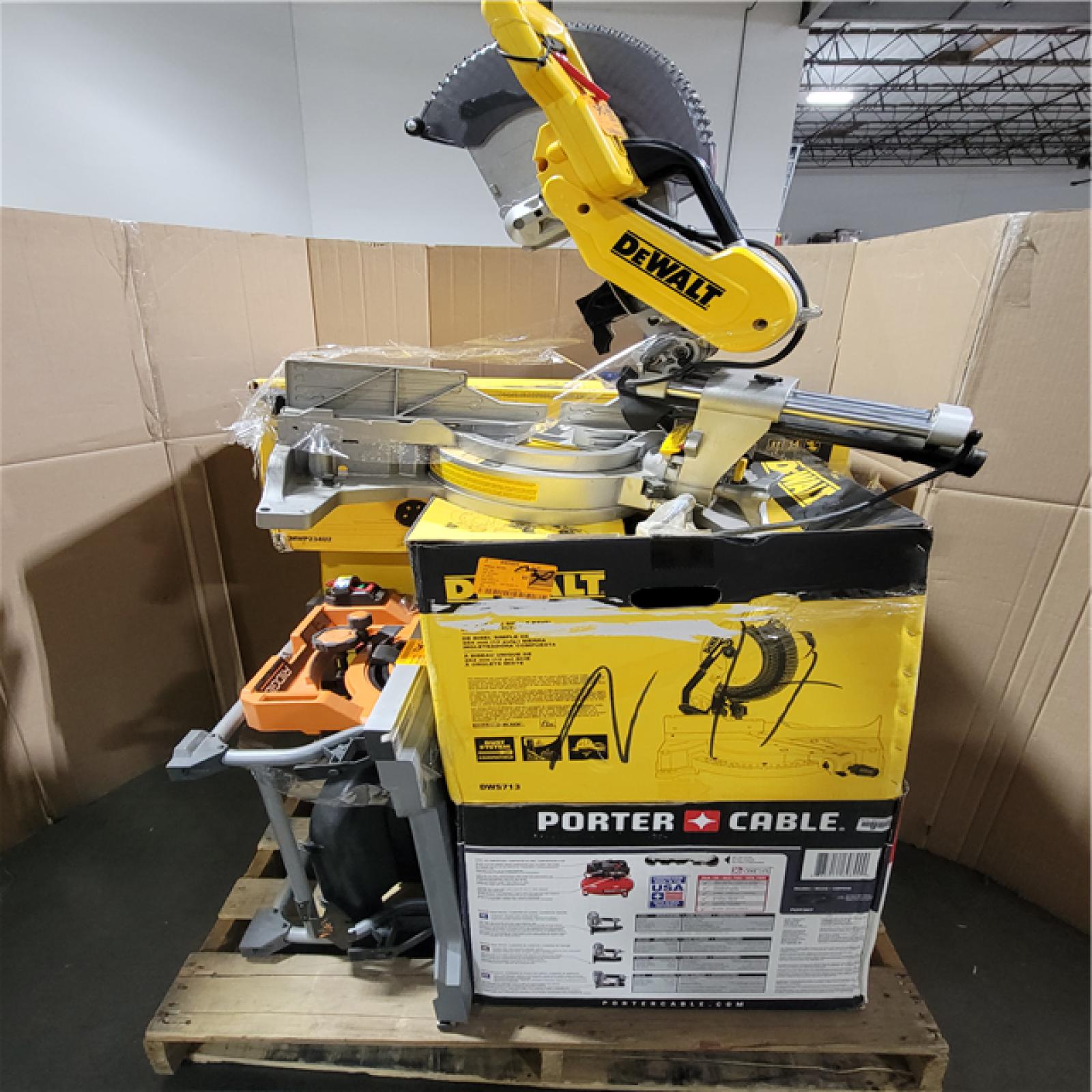 PHOENIX AS-IS TOOL PALLET