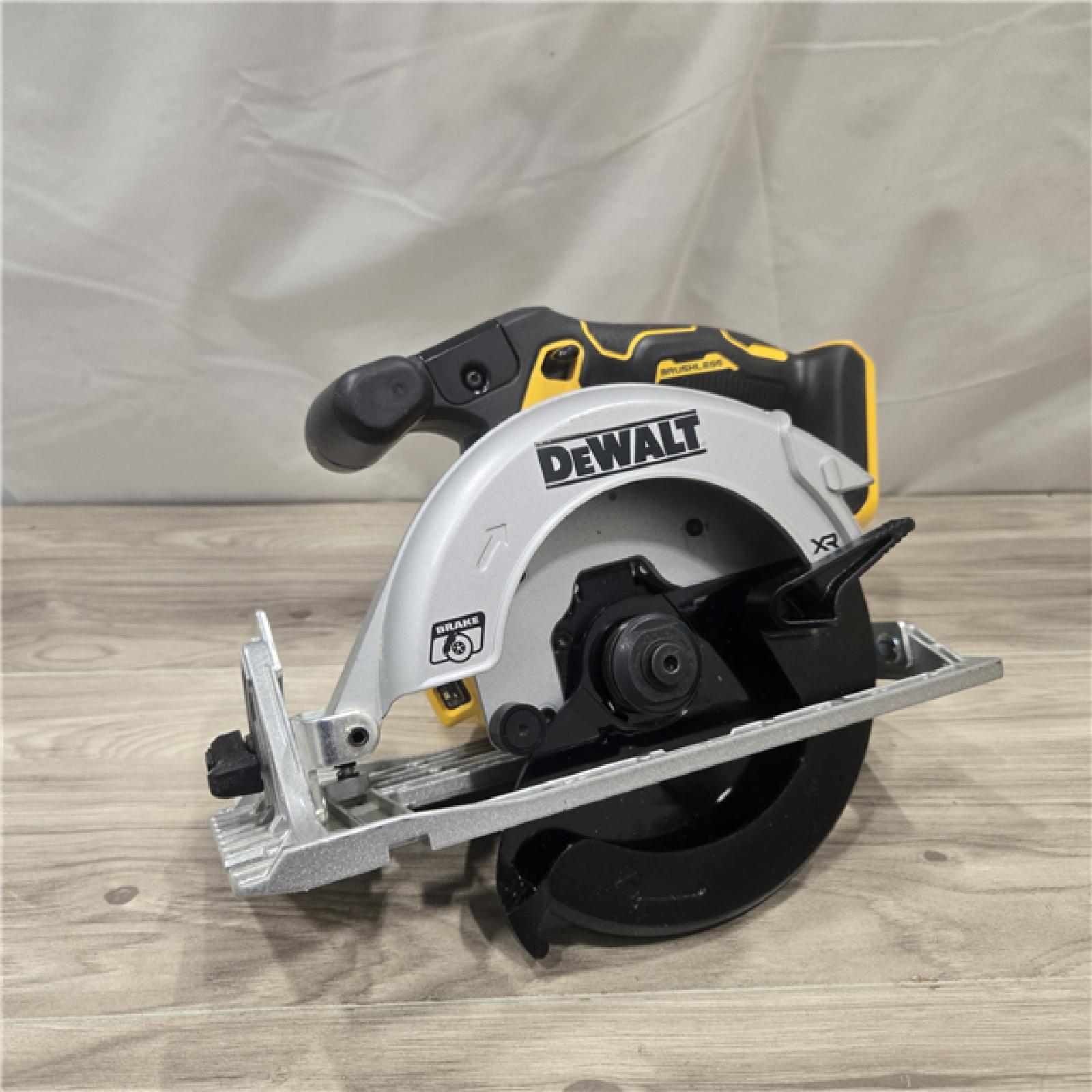 AS-IS DeWALT DCS565B 20V Max 6.5 Cordless Circular Saw (TOOL ONLY)