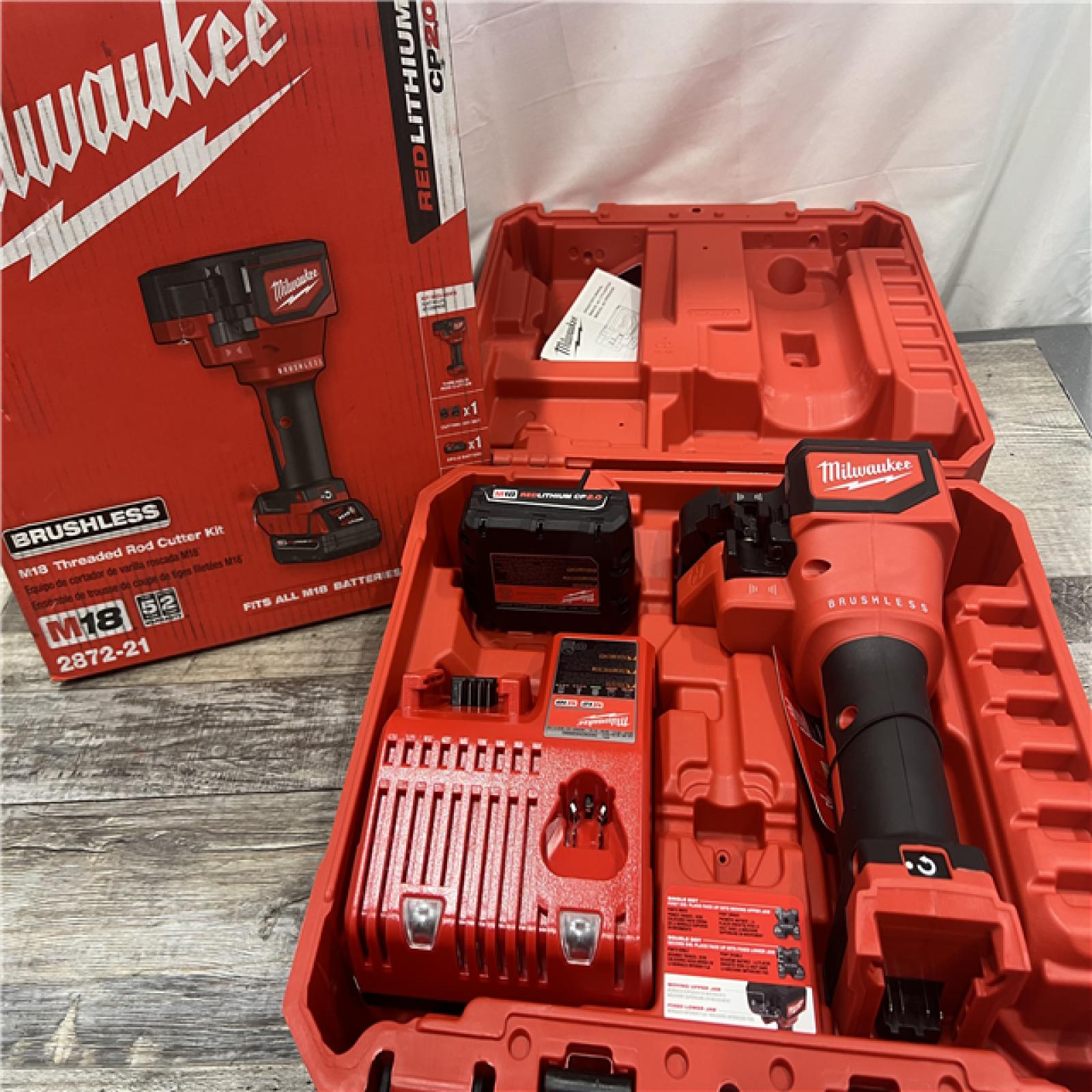 Milwaukee Steel Pipe Cutter Milwaukee M18 18V Lithium-Ion Cordless ...