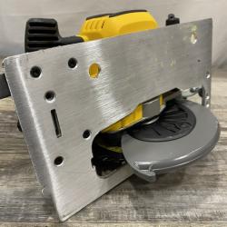 AS-IS DEWALT 20-Volt MAX 7-1/4 in. Cordless Circular Saw (Tool Only)