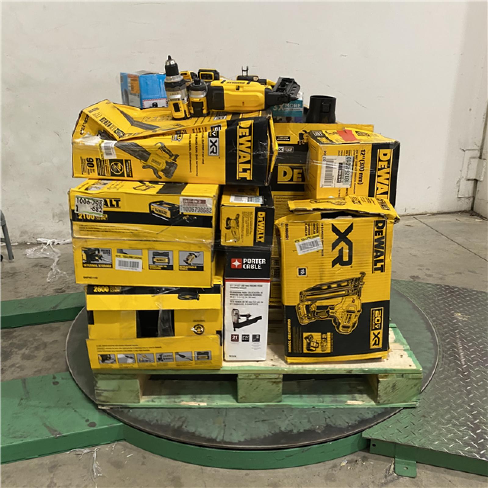 Dallas Location - As-Is DEWALT Tool Pallet