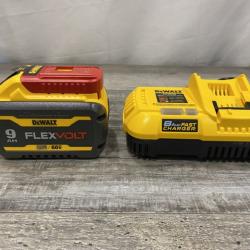 AS-IS DEWALT 20V/60V MAX FLEXVOLT Lithium-Ion 9.0Ah Battery and Charger Starter Kit