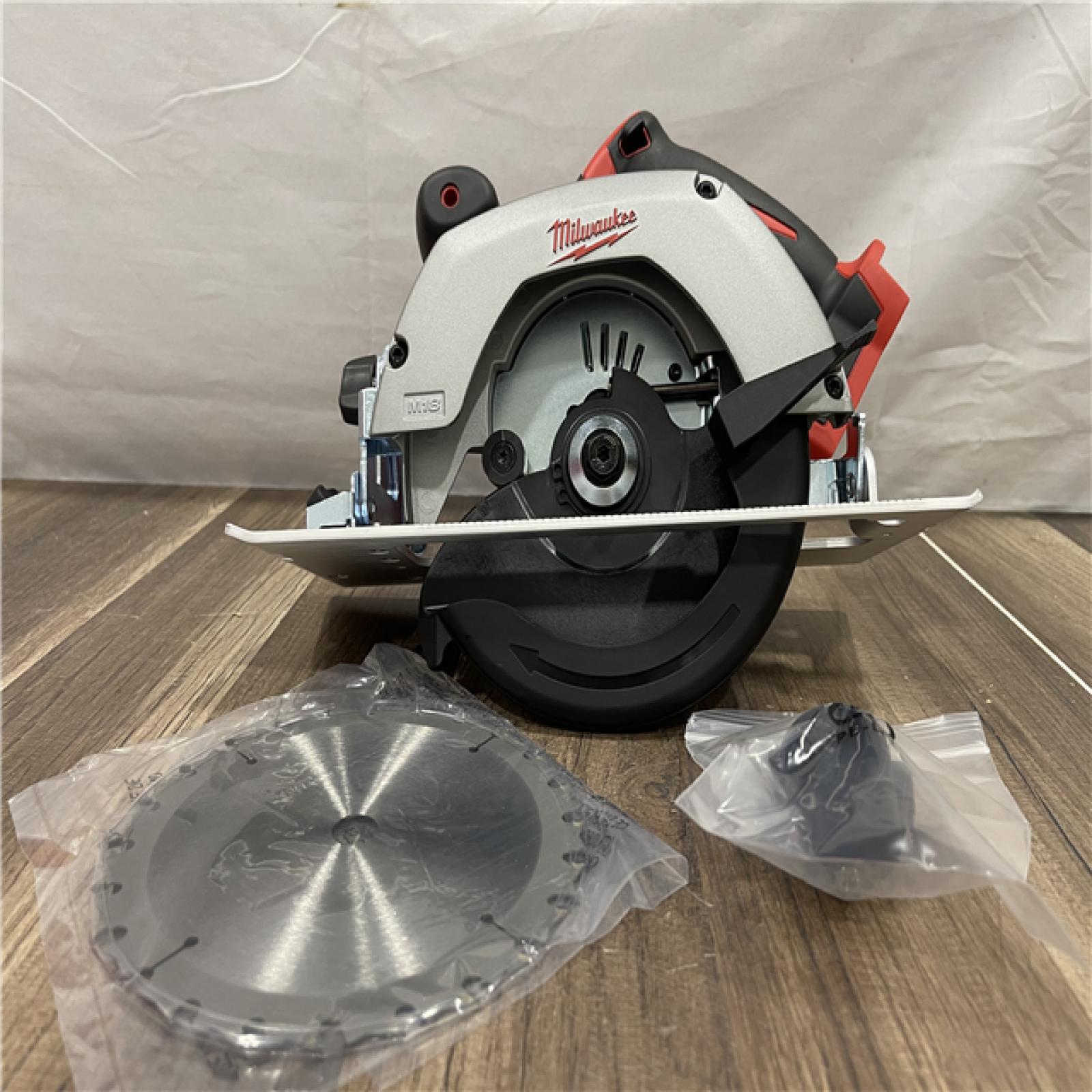 AS-IS Milwaukee M18 18V Lithium-Ion Cordless 6-1/2 in. Circular Saw (Tool-Only)