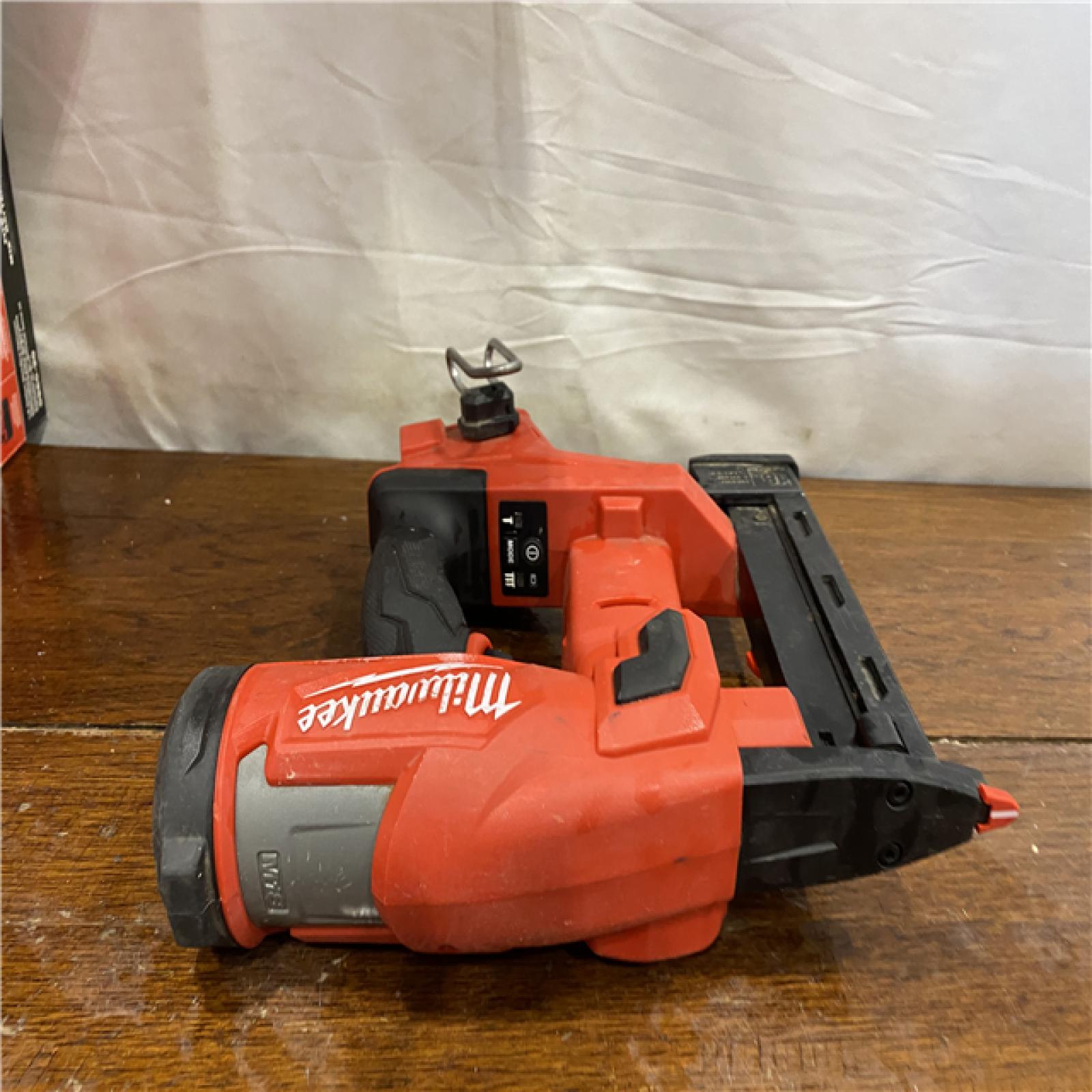 AS-IS MILWAUKEE M18 FUEL 18-Volt Lithium-Ion Brushless Cordless 18-Gauge 1/4 in. Narrow Crown Stapler (Tool-Only)