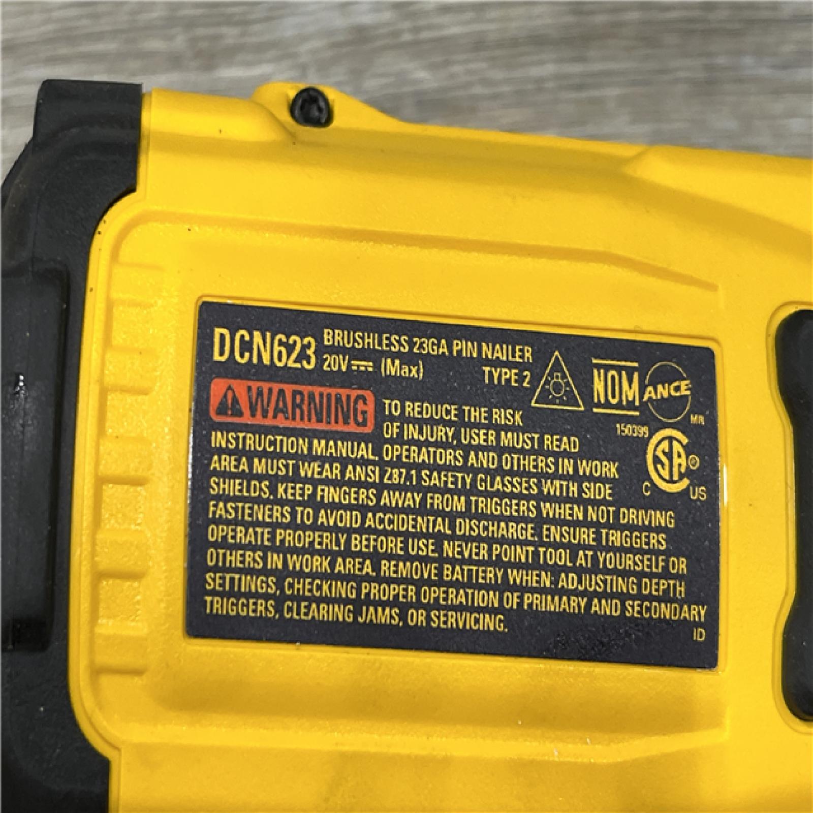 AS-IS DEWALT ATOMIC 20V MAX Lithium Ion Cordless 23 Gauge Pin Nailer Kit
