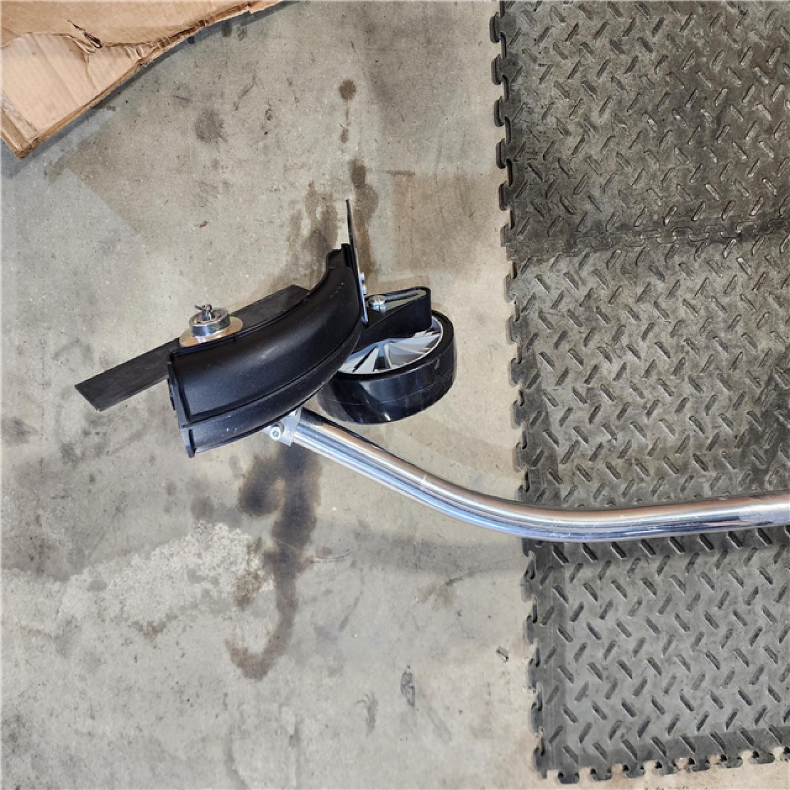 HOUSTON LOCATION - AS-IS ECHO 21.2 cc Gas 2-Stroke Lawn Edger
