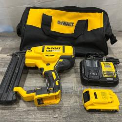 AS-IS DEWALT 20V MAX XR 18 Gauge Brad Nailer Kit