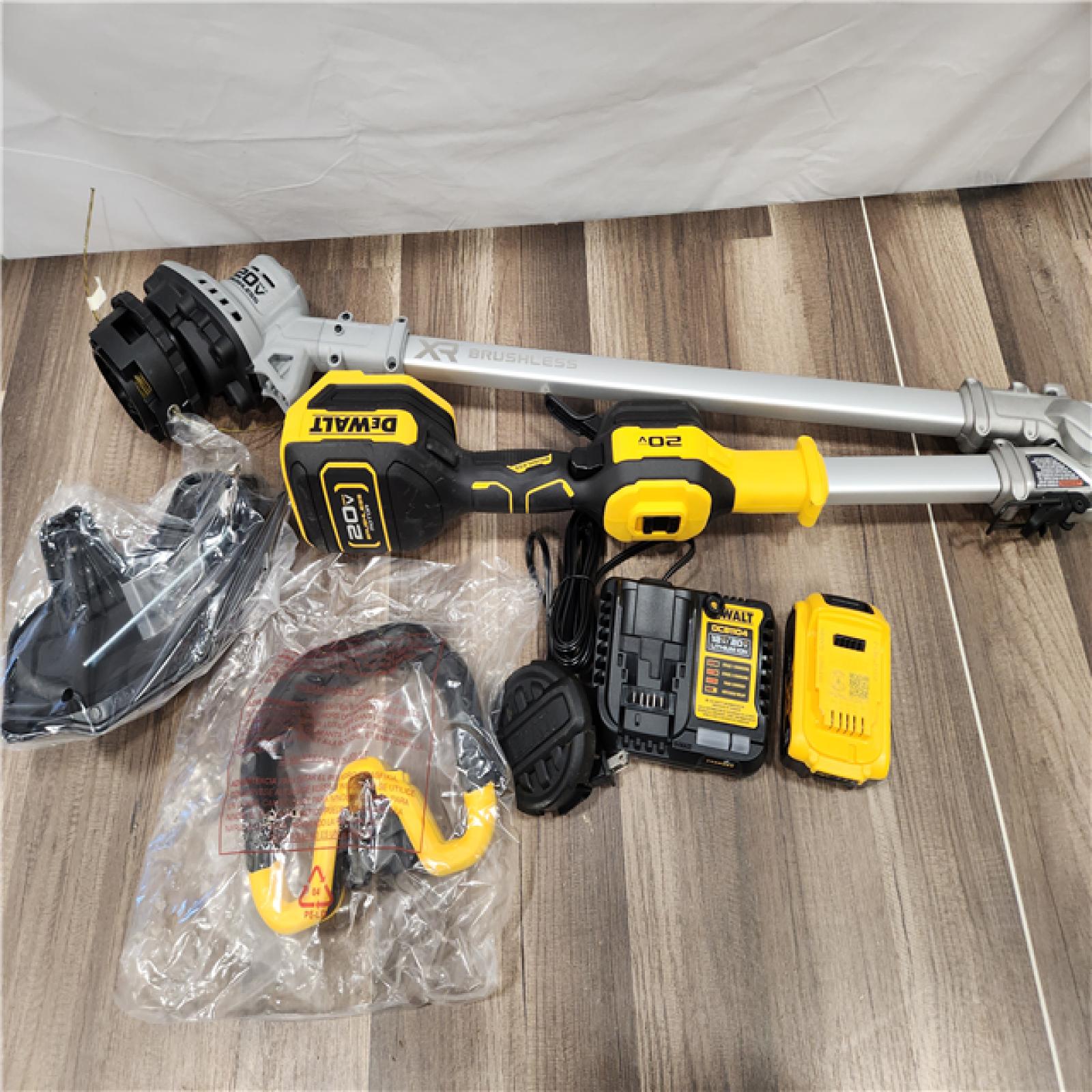 AS-IS - DeWalt 20V MAX 14 in. Brushless Cordless Battery Powered Foldable String Trimmer Kit with (1) 5 Ah Battery & Charger