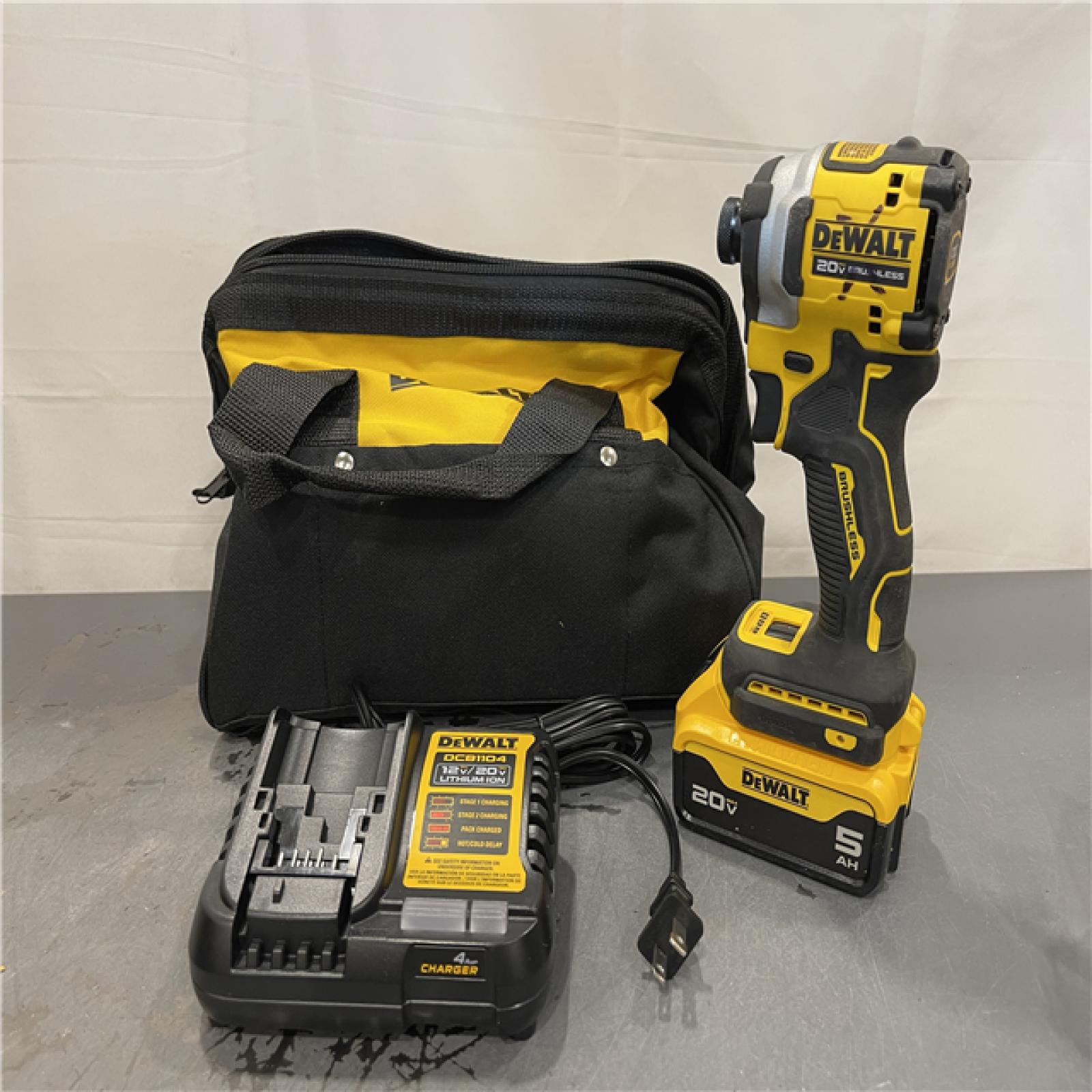 AS-IS - DEWALT ATOMIC 20V MAX Lithium-Ion Cordless 1/4 in. Brushless Impact Driver Kit
