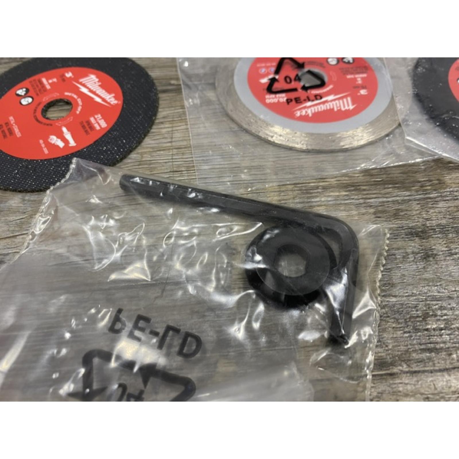 AS-IS Milwaukee  FUEL 12V Lithium-Ion Brushless Cordless 3 in. Cut Off Saw (Tool-Only)