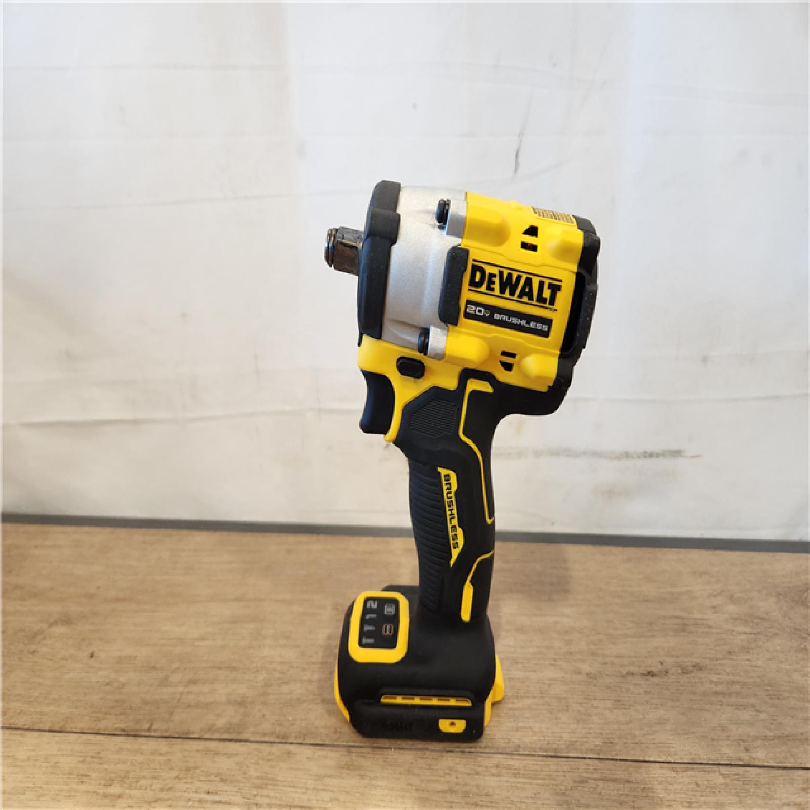 AS-IS- DeWalt 20V MAX ATOMIC 1/2 in. Cordless Brushless Compact Impact Wrench Tool Only