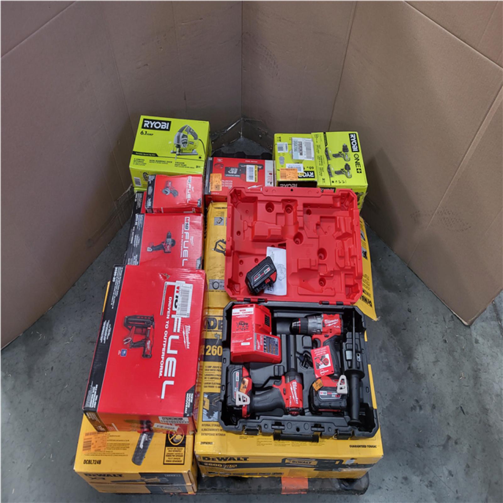 PHOENIX AS-IS TOOL PALLET
