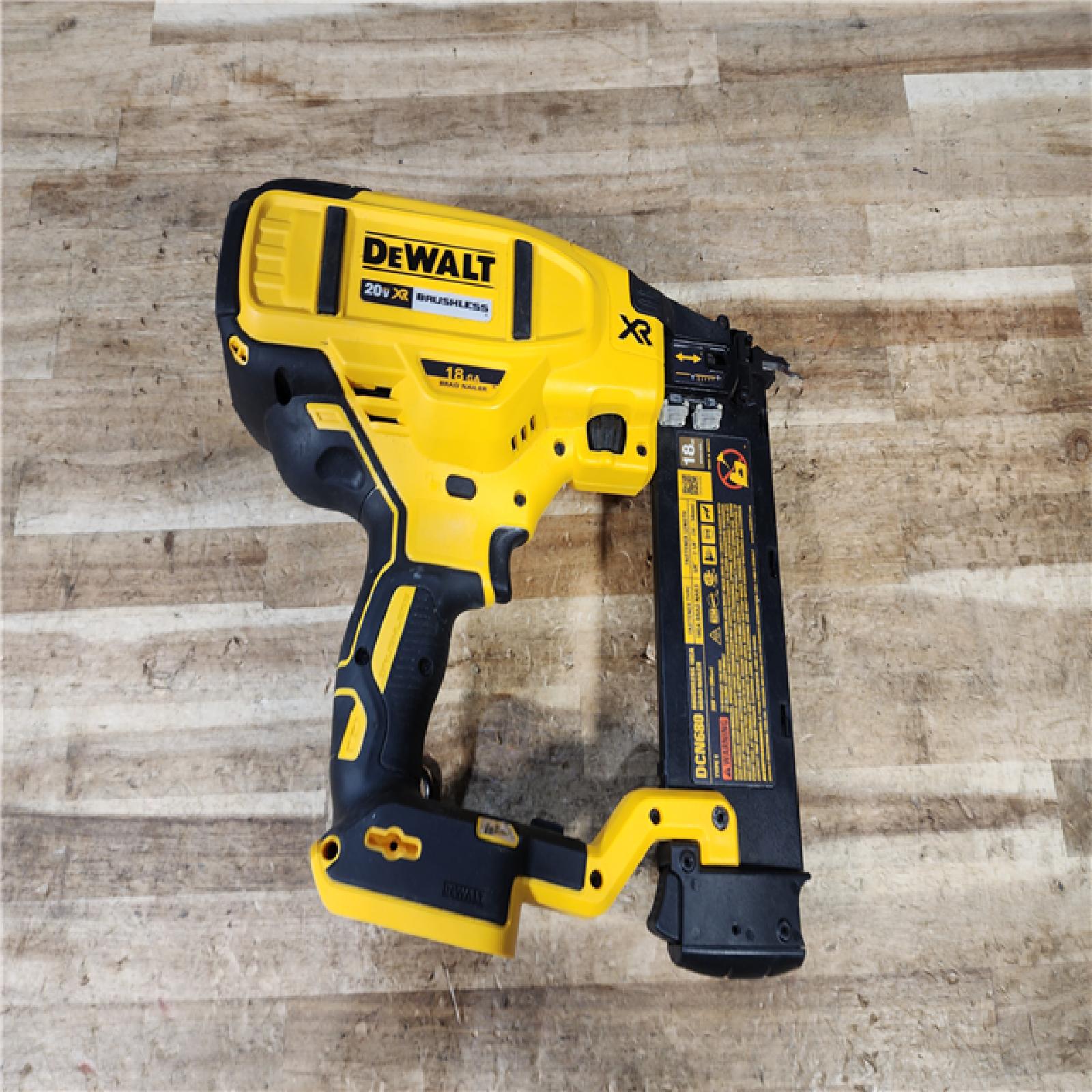 HOUSTON LOCATION - AS - IS DEWALT 20V MAX XR 18 Gauge Cordless Brad Nailer (Tool Only)