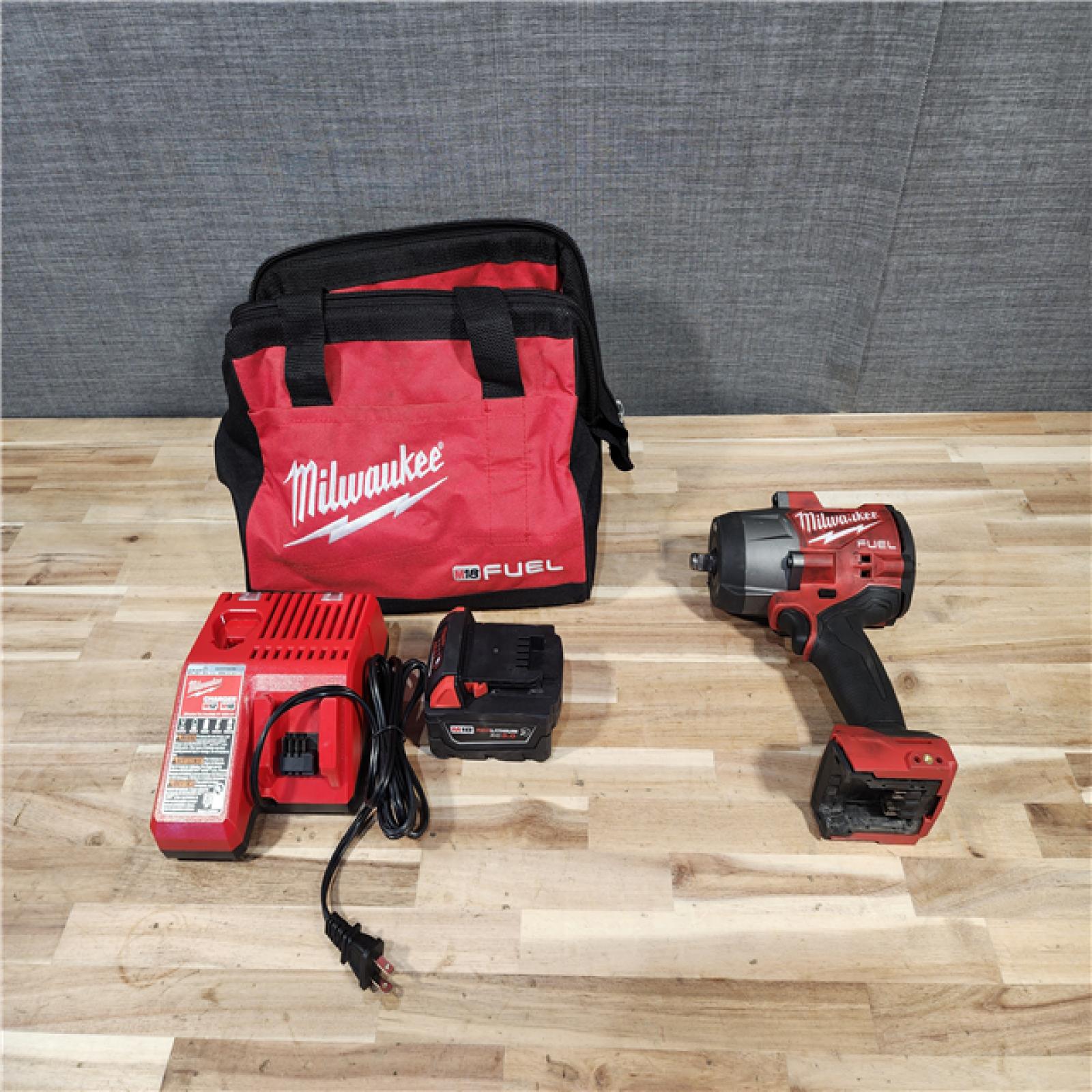 HOUSTON LOCATION - AS-IS Milwaukee FUEL 18V Lithium-Ion Brushless Cordless 1/2 in. Impact Wrench w/Friction Ring Kit