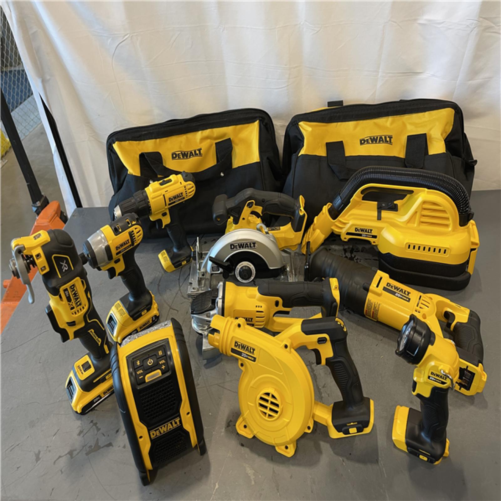 AS-IS - DEWALT 20V MAX Cordless 10 Tool Combo Kit