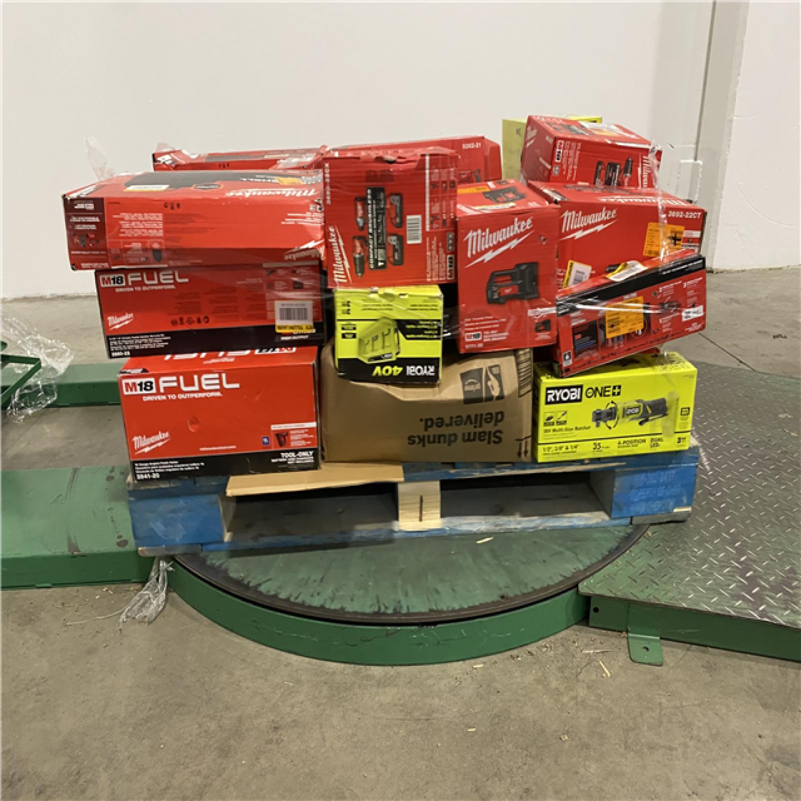 Dallas Location - As-Is Tool Pallet